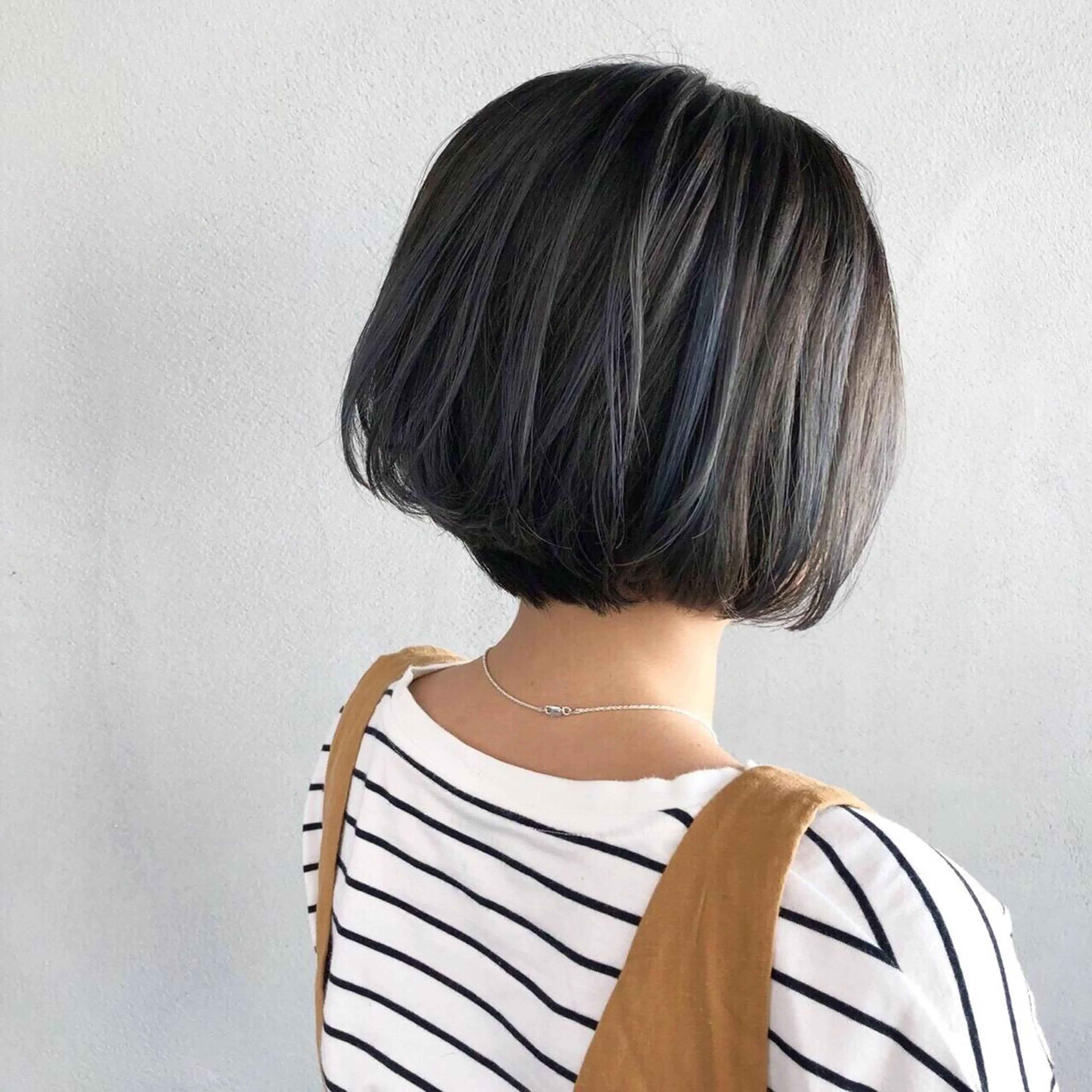 ショート カラー ショートボブ ブルーカラー ブルージュ ボブ ショートヘア ショート/ボブ/ 白髪染め/メンズ葛西のヘアスタイル