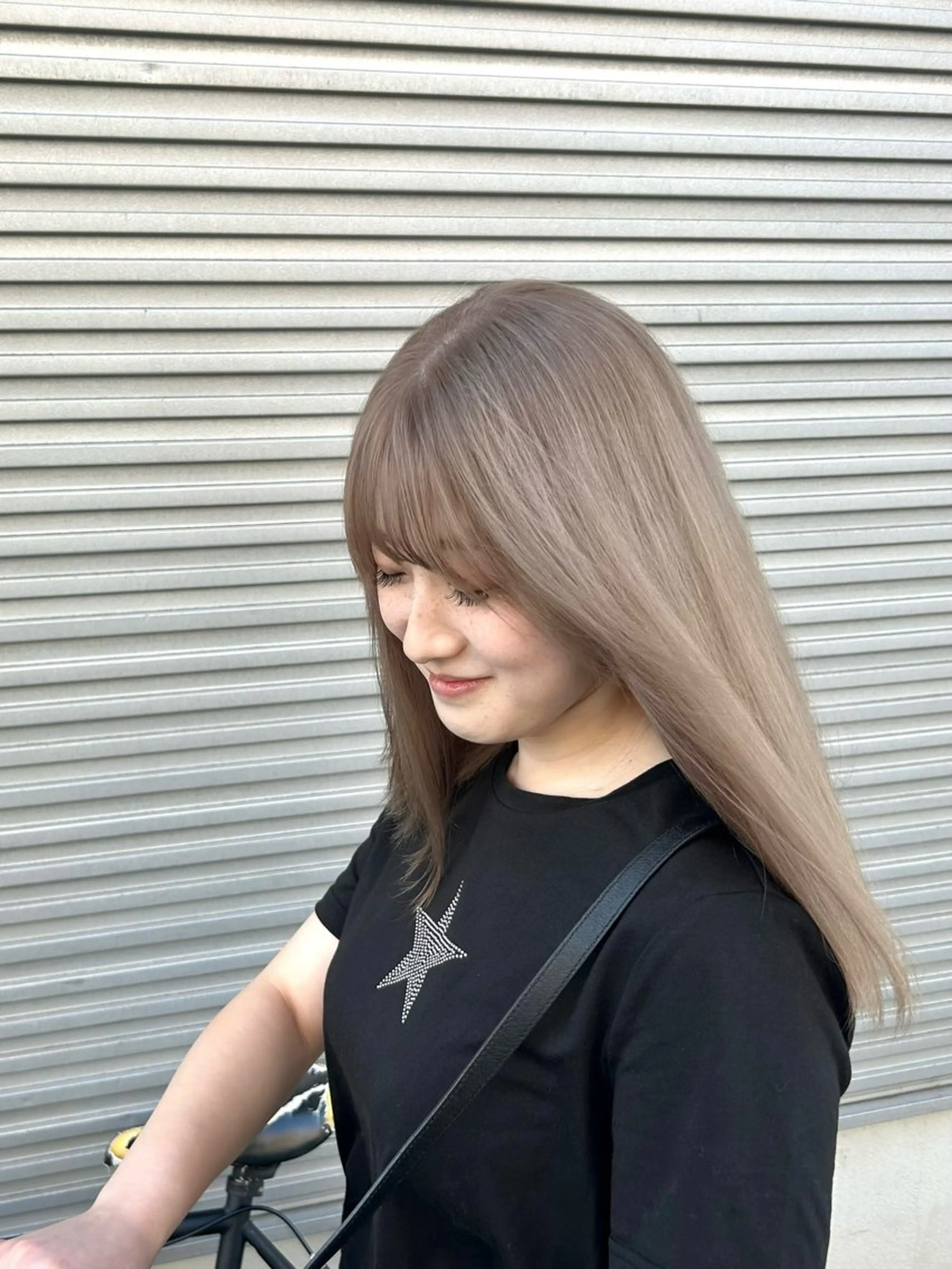 ロング カラー 💙ルル💙 ハイトーン/レイヤーのヘアスタイル