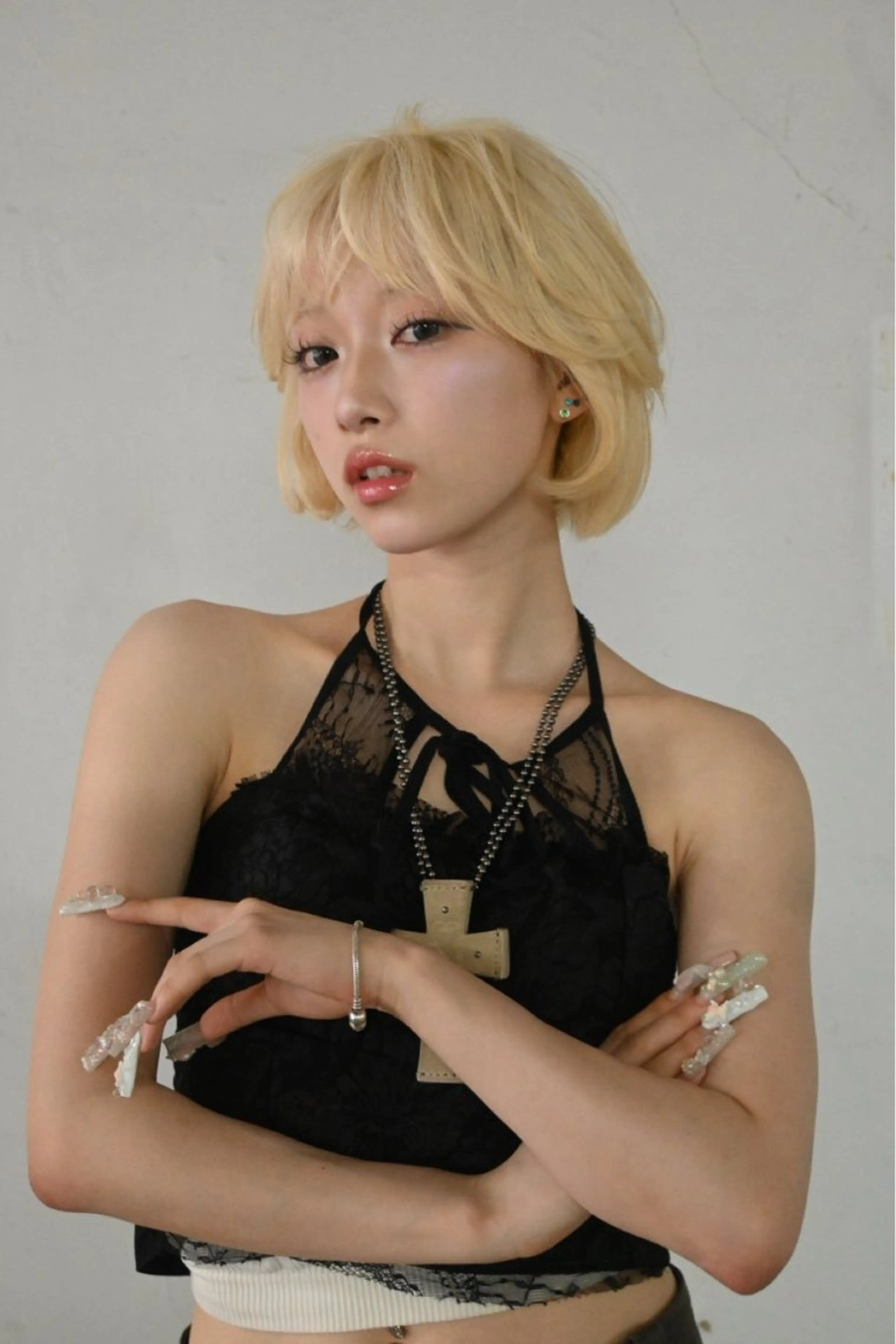 ショート カラー アッシュ ベージュカラー 黒髪 ブリーチ ブルーカラー 透明感カラー✨🩵 韓国ヘアkanatoのヘアスタイル