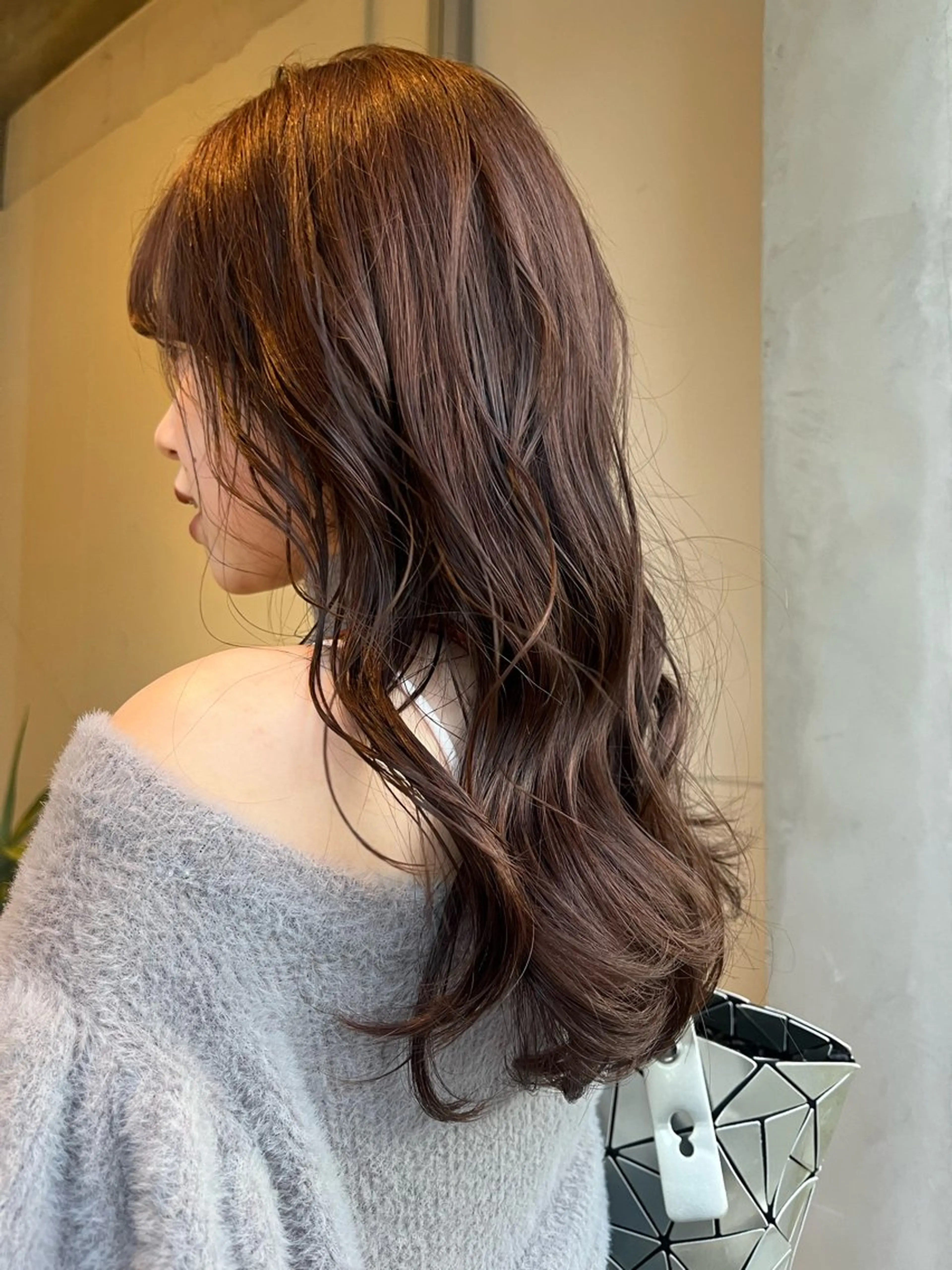 ロング 藤井 美歩/赤髪のヘアスタイル