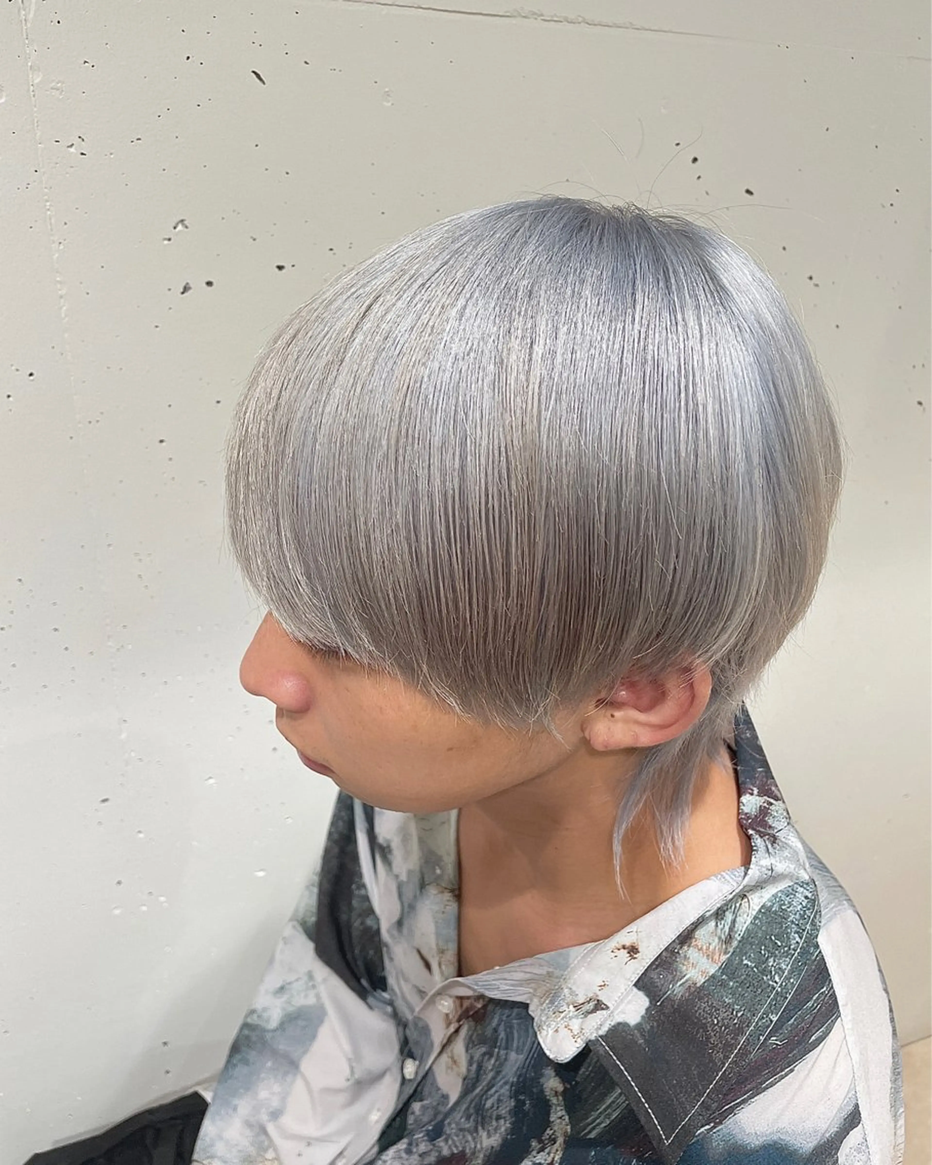 ミディアム カラー メンズ メンズブリーチ メンズハイトーン ブリーチ ケアブリーチ ハイトーンカラー カット ヘアカラー トリートメント 小山功陽 /メンズスタイルのヘアスタイル