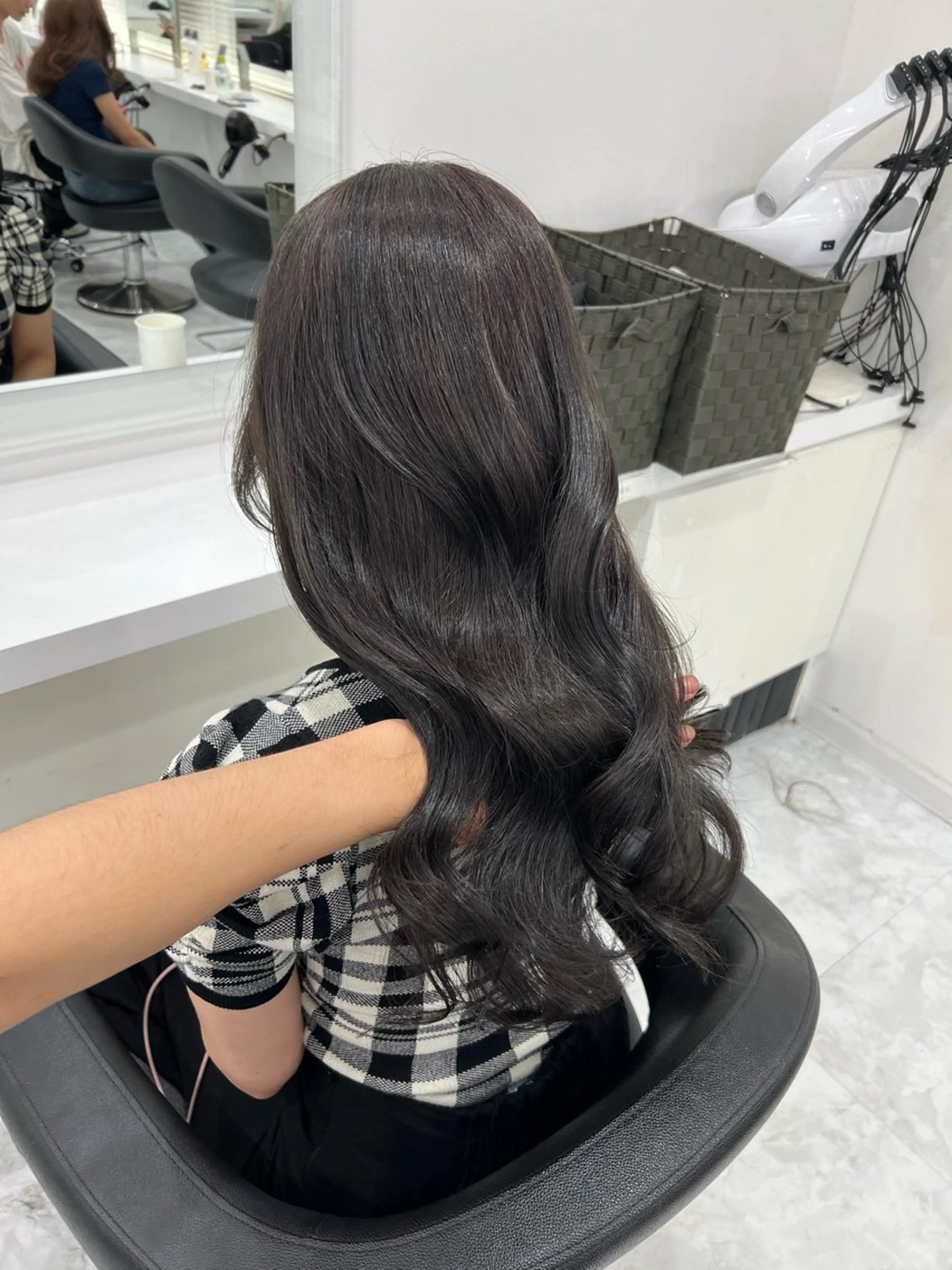 ロング カラー 透明感カラー🫧 レイヤーカットのヘアスタイル