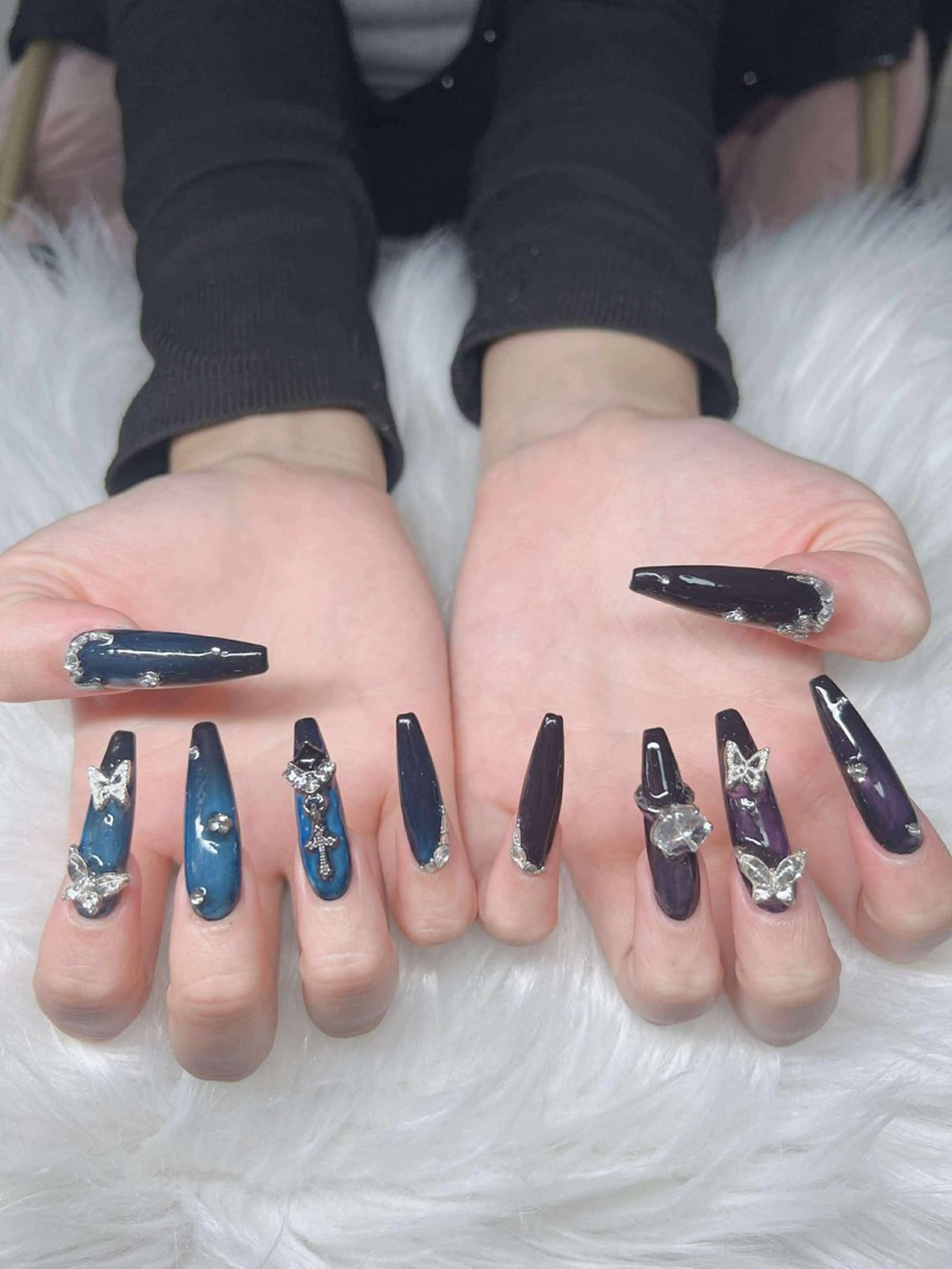 ネイル 長さ出し グラデーション 卒業式 キラキラネイル マグネットネイル ハンドネイル Lee Nailsのネイルデザイン