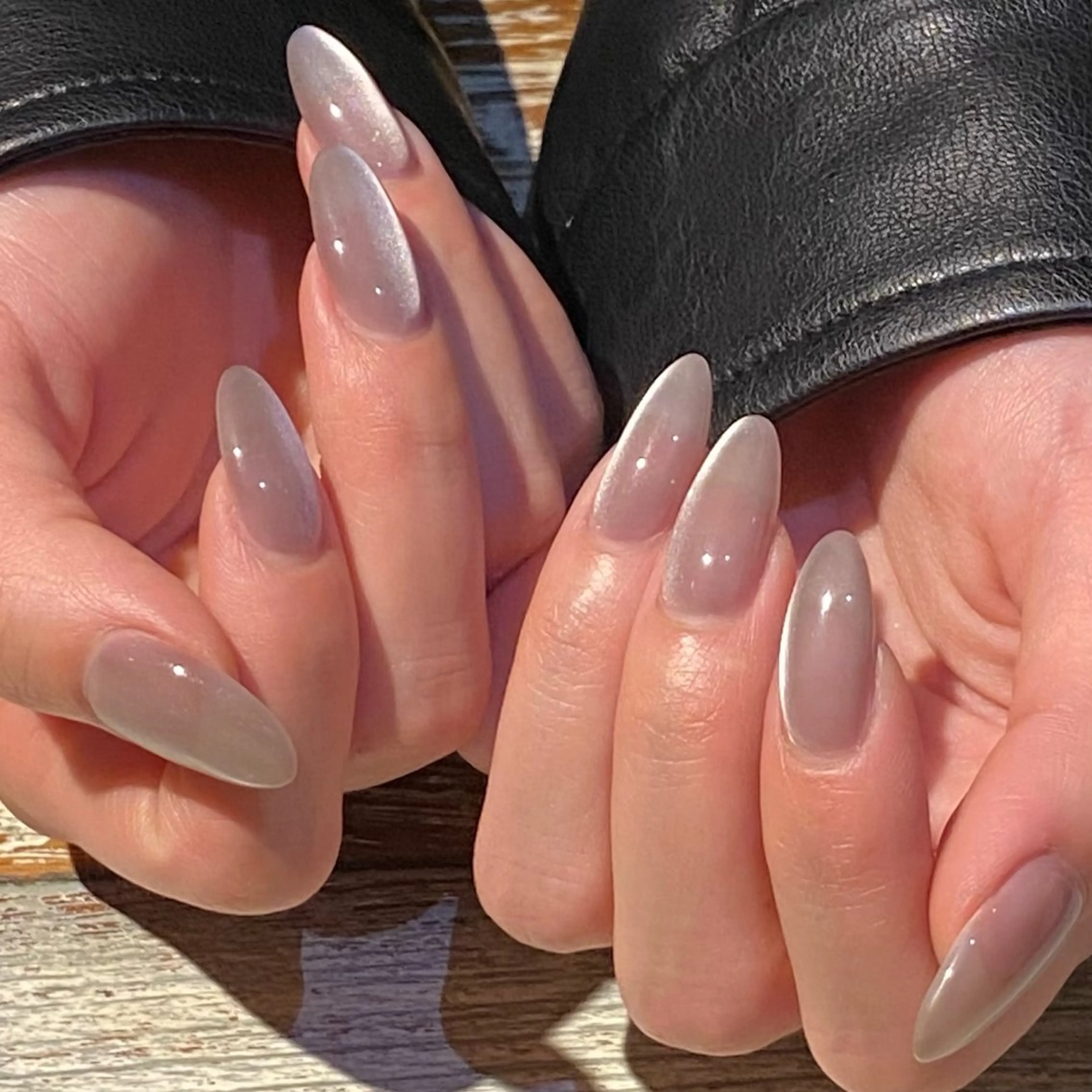 ネイル キラキラネイル マグネットネイル ハンドネイル Home salon M nailのネイルデザイン