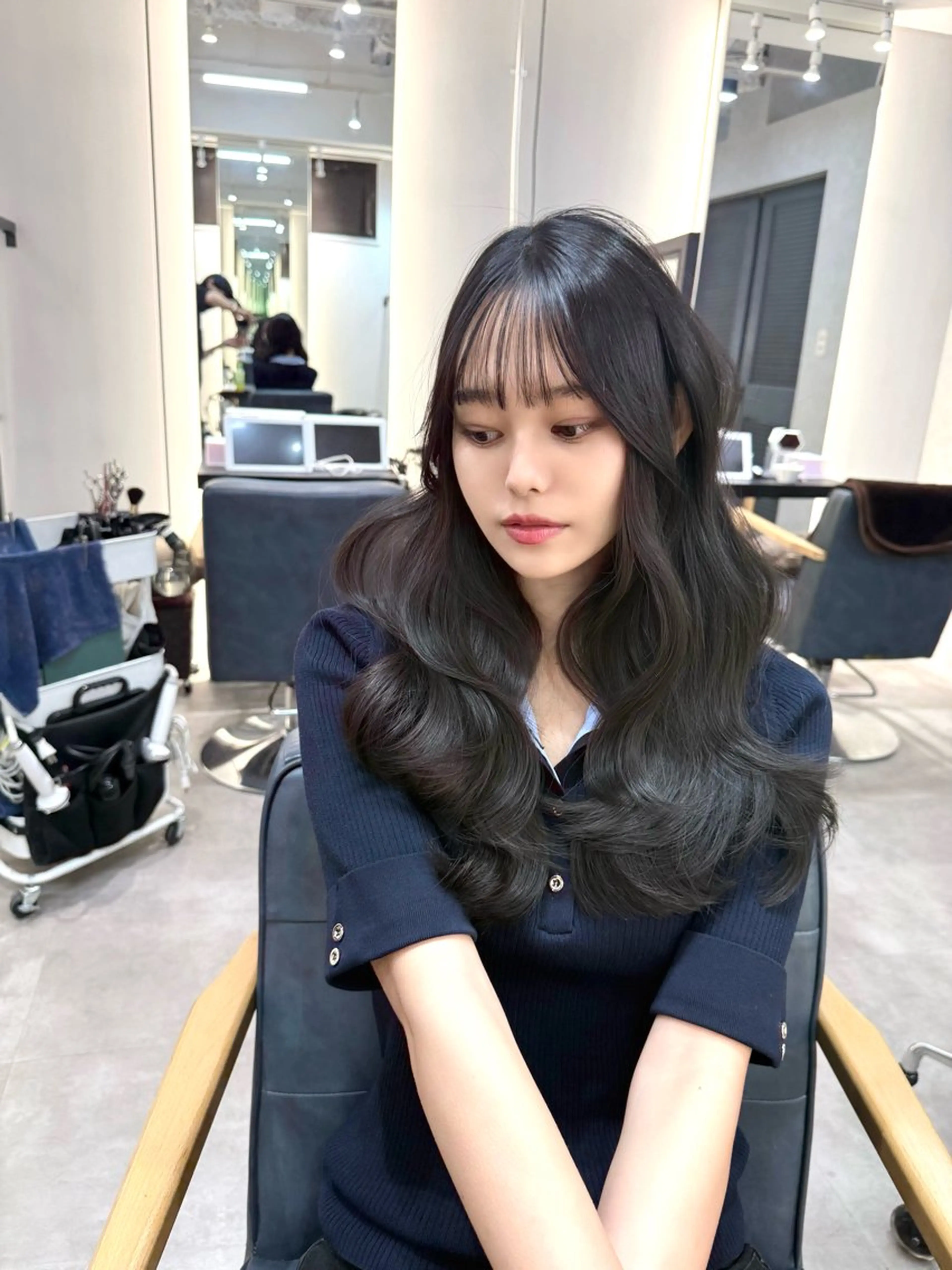 ロング 顔周りカット レイヤーカット 韓国風パーマ/ 菅沼 成郷のヘアスタイル