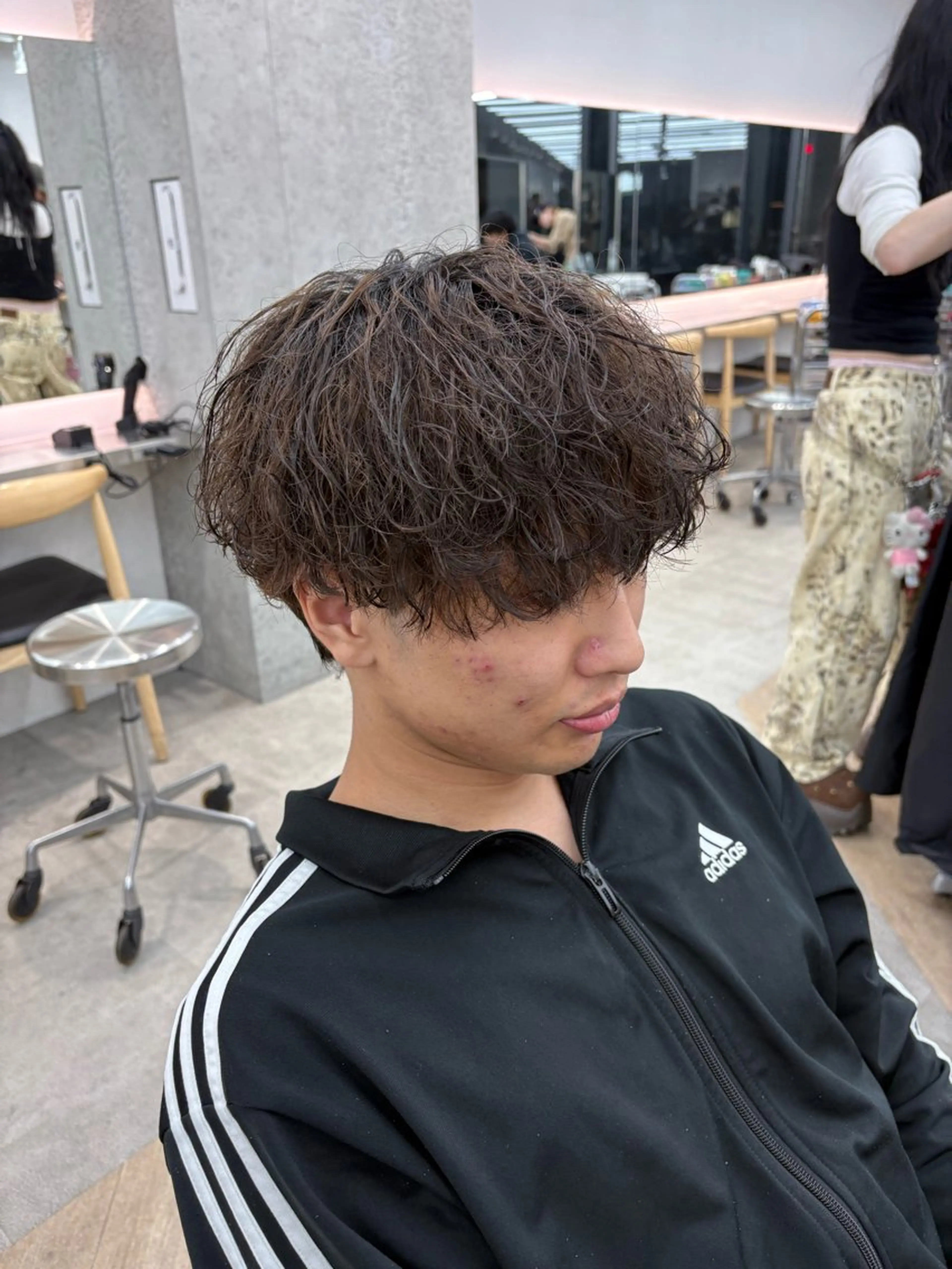 パーマ メンズ カット パーマ 🌀toa/波巻き✨ /メンズパーマ／栄のヘアスタイル