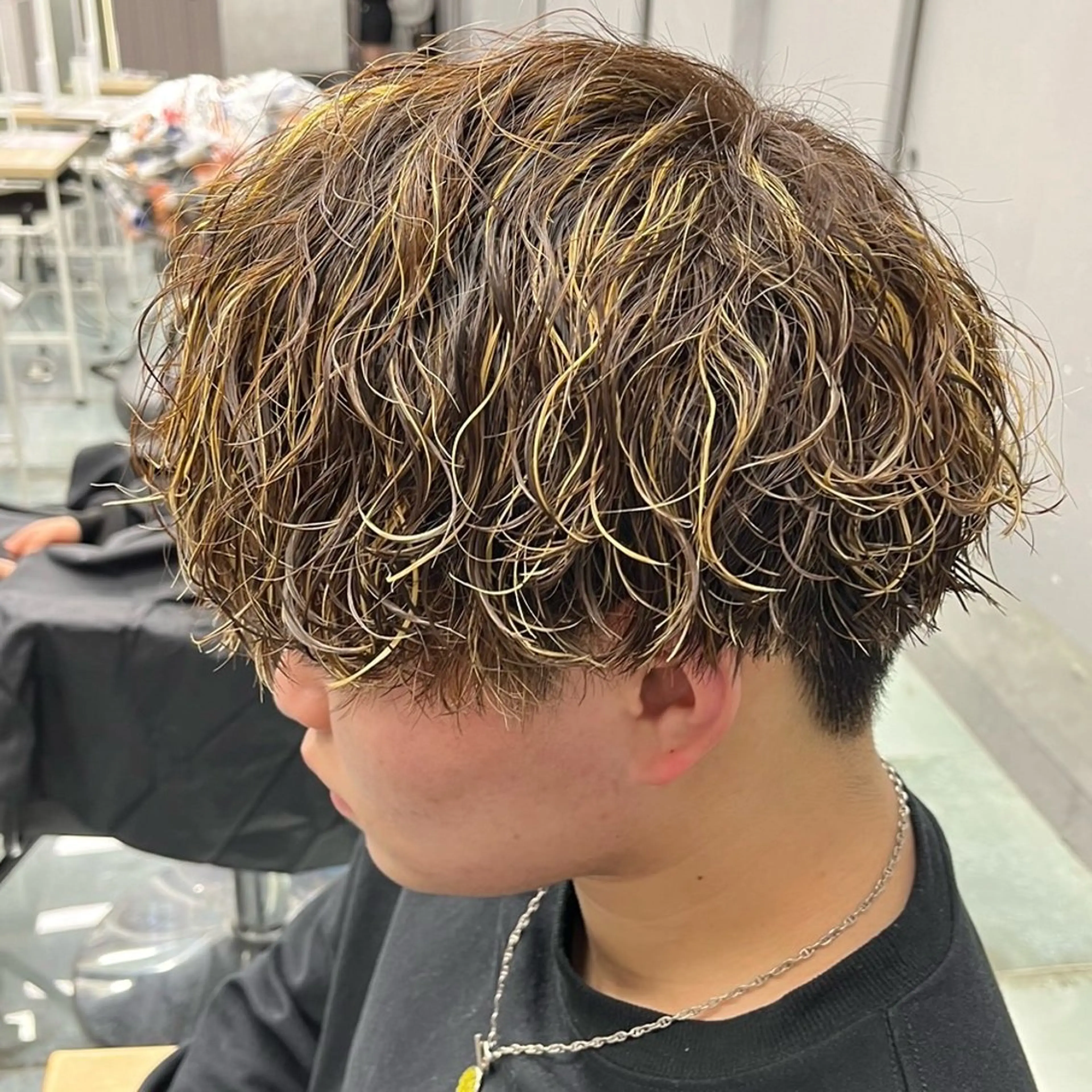 カラー パーマ メンズ カット ヘアカラー パーマ メンズパーマ/ メッシュ📍ユリのヘアスタイル