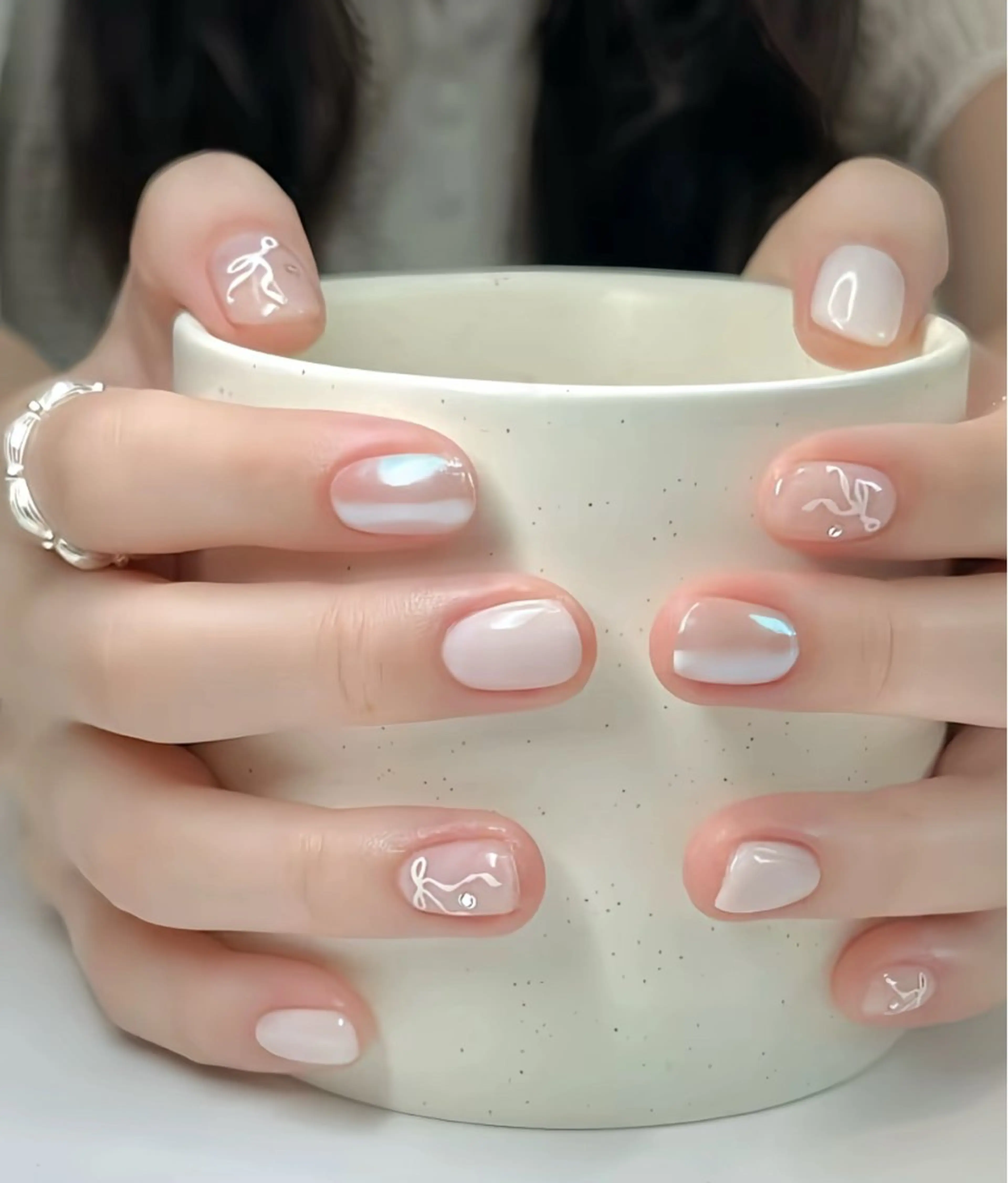 ネイル チークネイル フレンチネイル グラデーション 韓国ネイル マグネットネイル Hana Nailのネイルデザイン