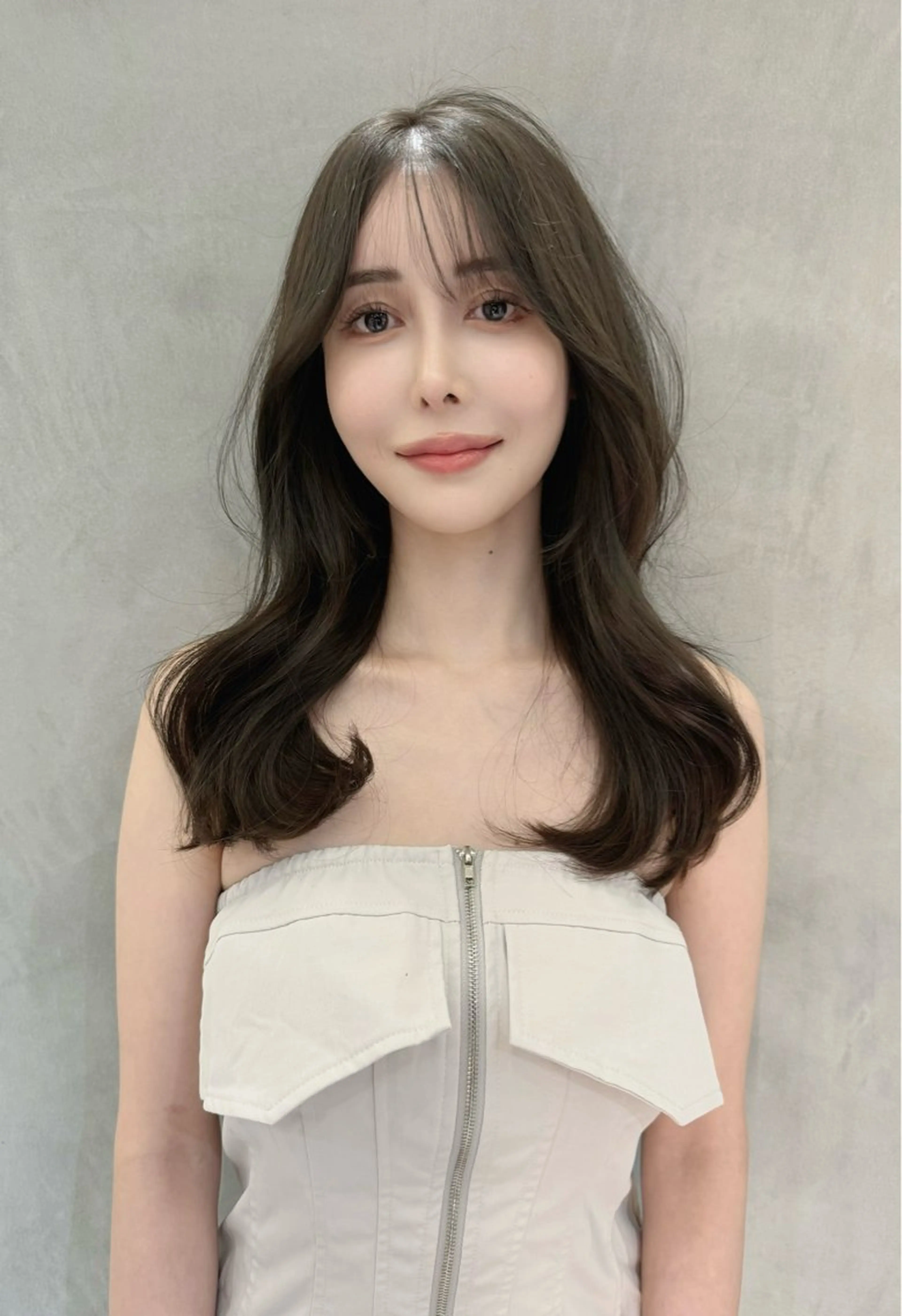 ロング カラー カット ヘアカラー トリートメント レイヤーカット /透明感カラー西田のヘアスタイル