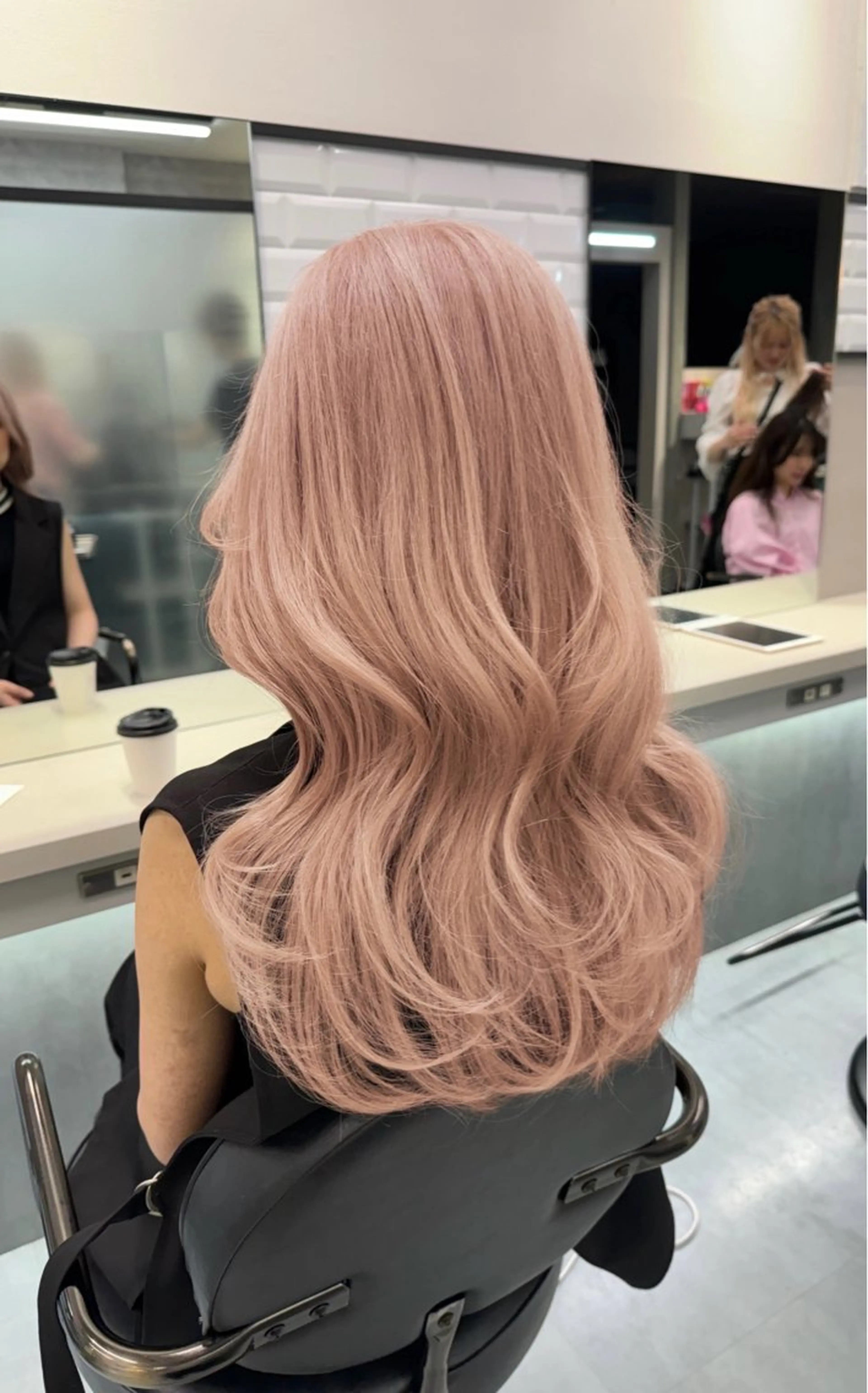 ロング 顔周りカット 韓国風ヘア レイヤーカット カット ヘアカラー トリートメント 前原 星音のヘアスタイル