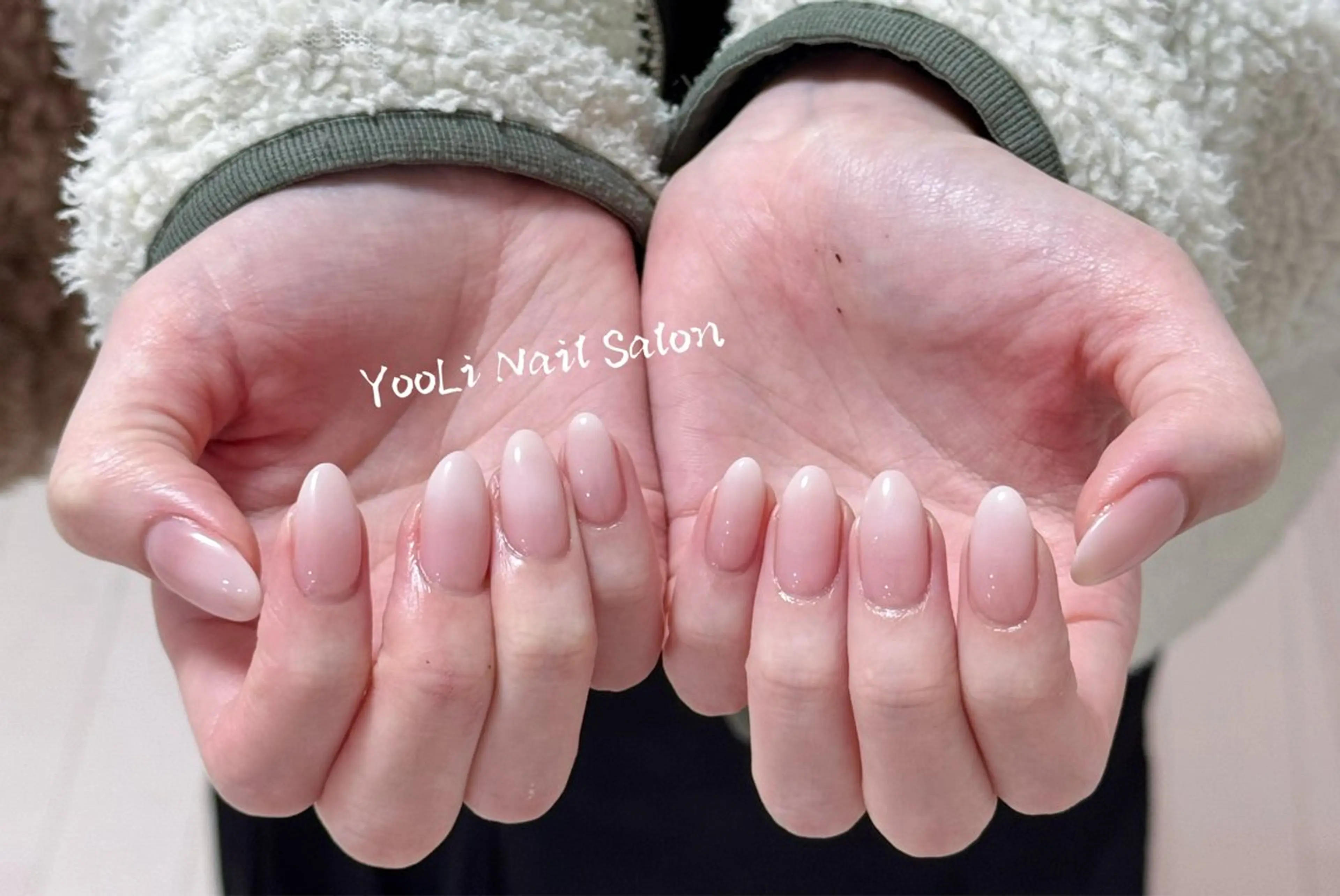 ネイル アートネイル オーロラネイル チークネイル フレンチネイル ガラスフレンチ ハンドネイル 🎀🎀YooLi Nail Salonのネイルデザイン