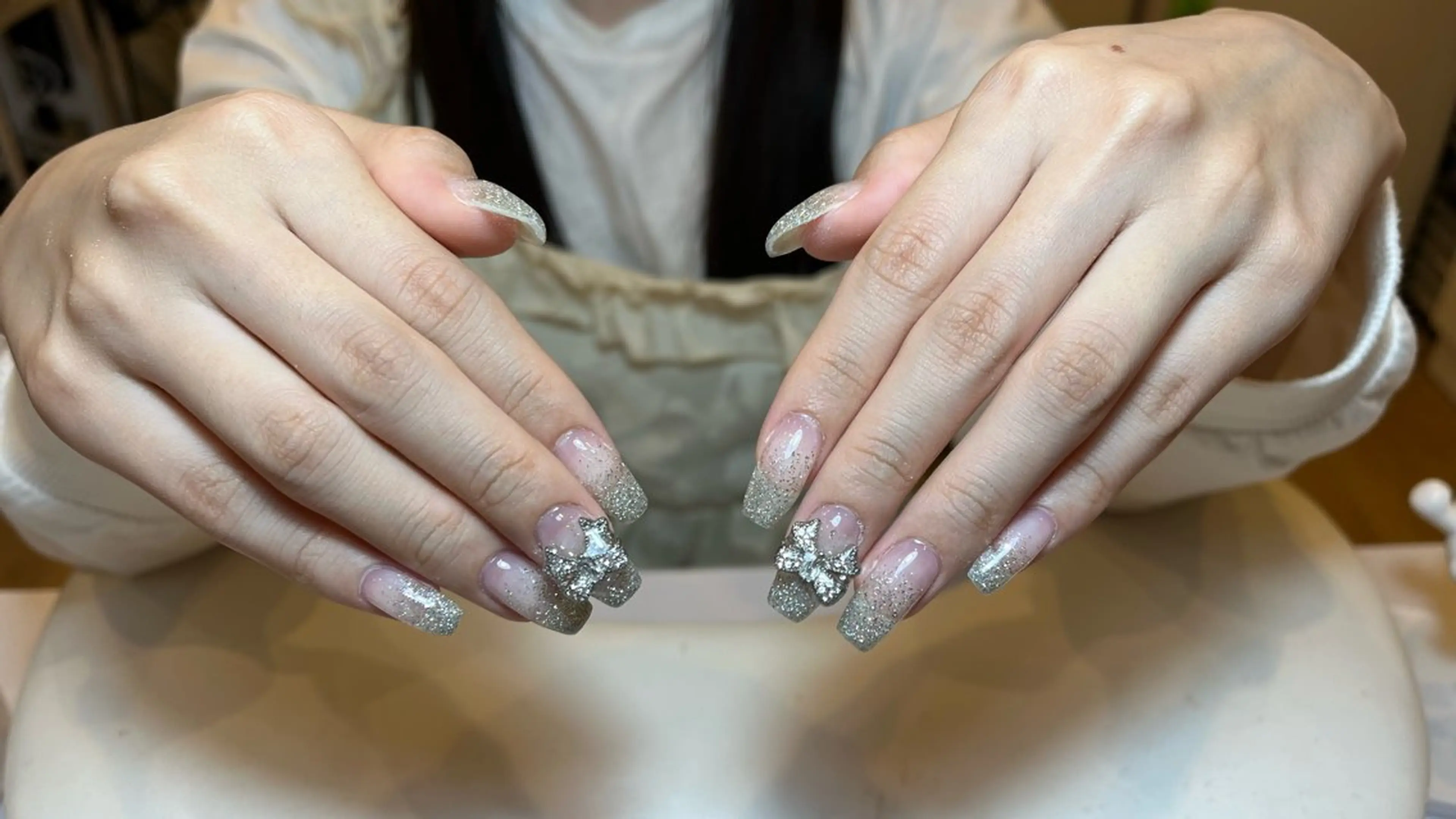 ネイル にな ネイルのネイルデザイン