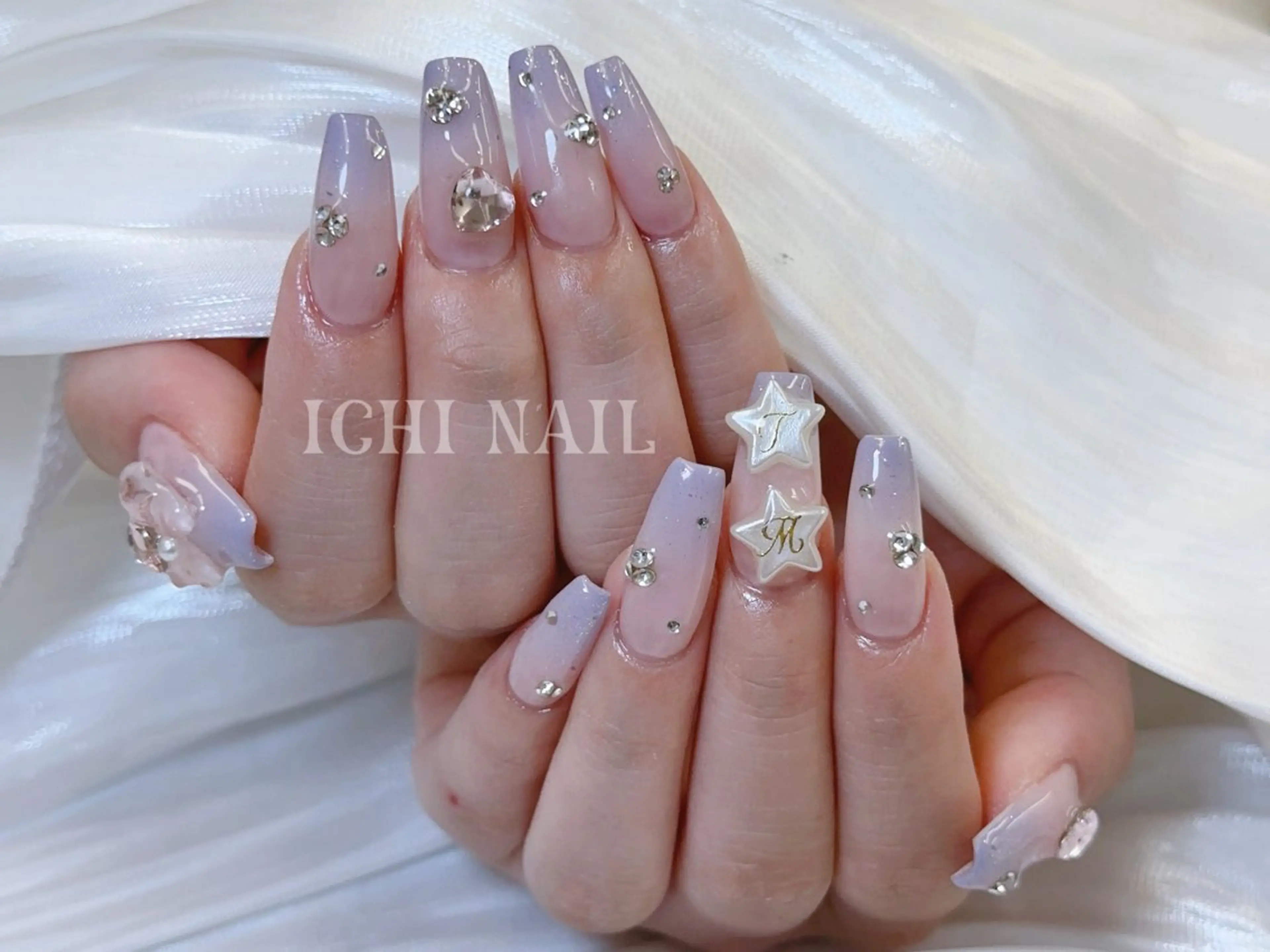 ネイル ハンドネイル 🧚🏻‍♀️ NOHA🎀のネイルデザイン