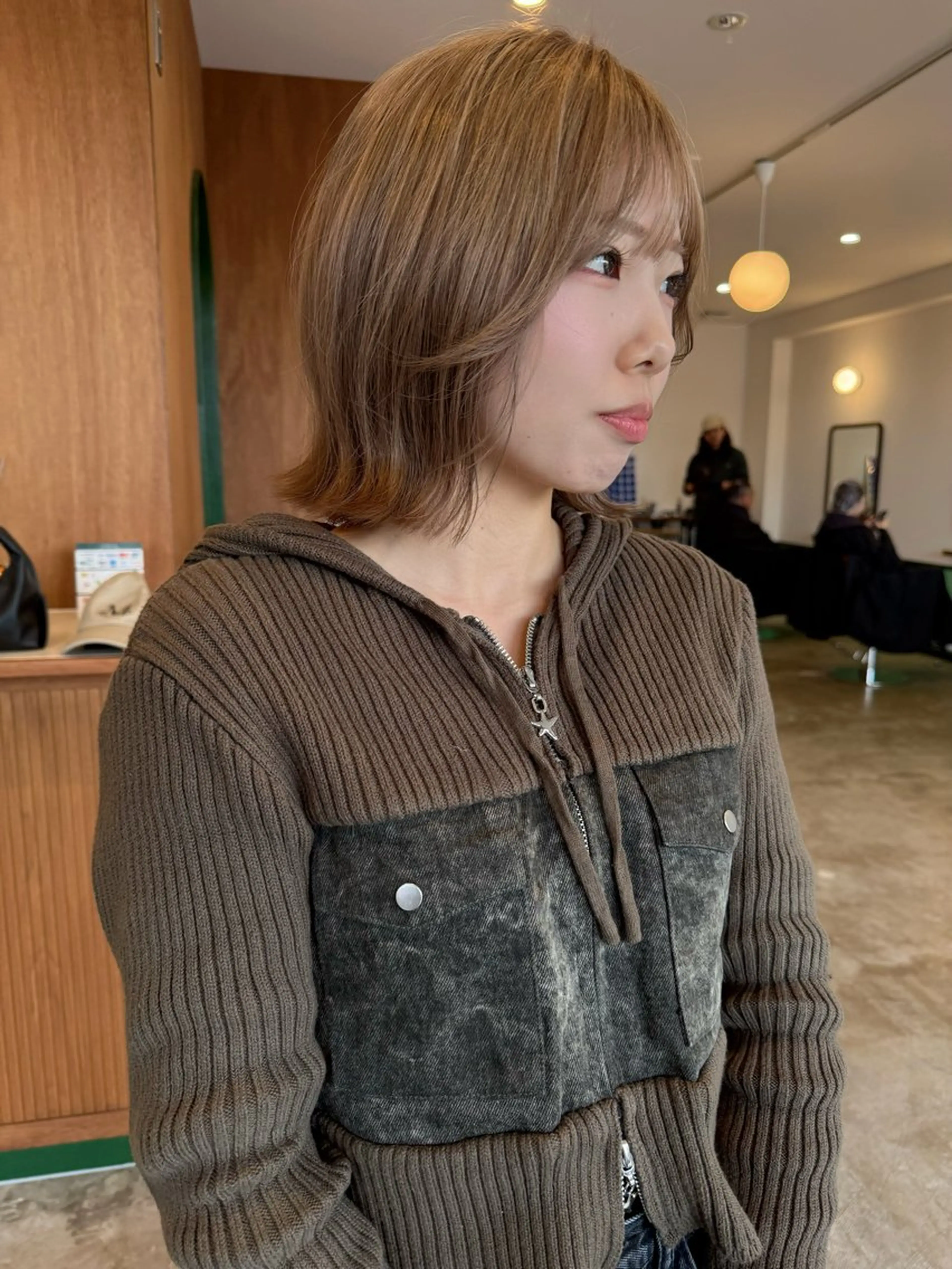 ショート ヘアカラー 【レイヤー/透明感/ ハイトーン】Rionのヘアスタイル