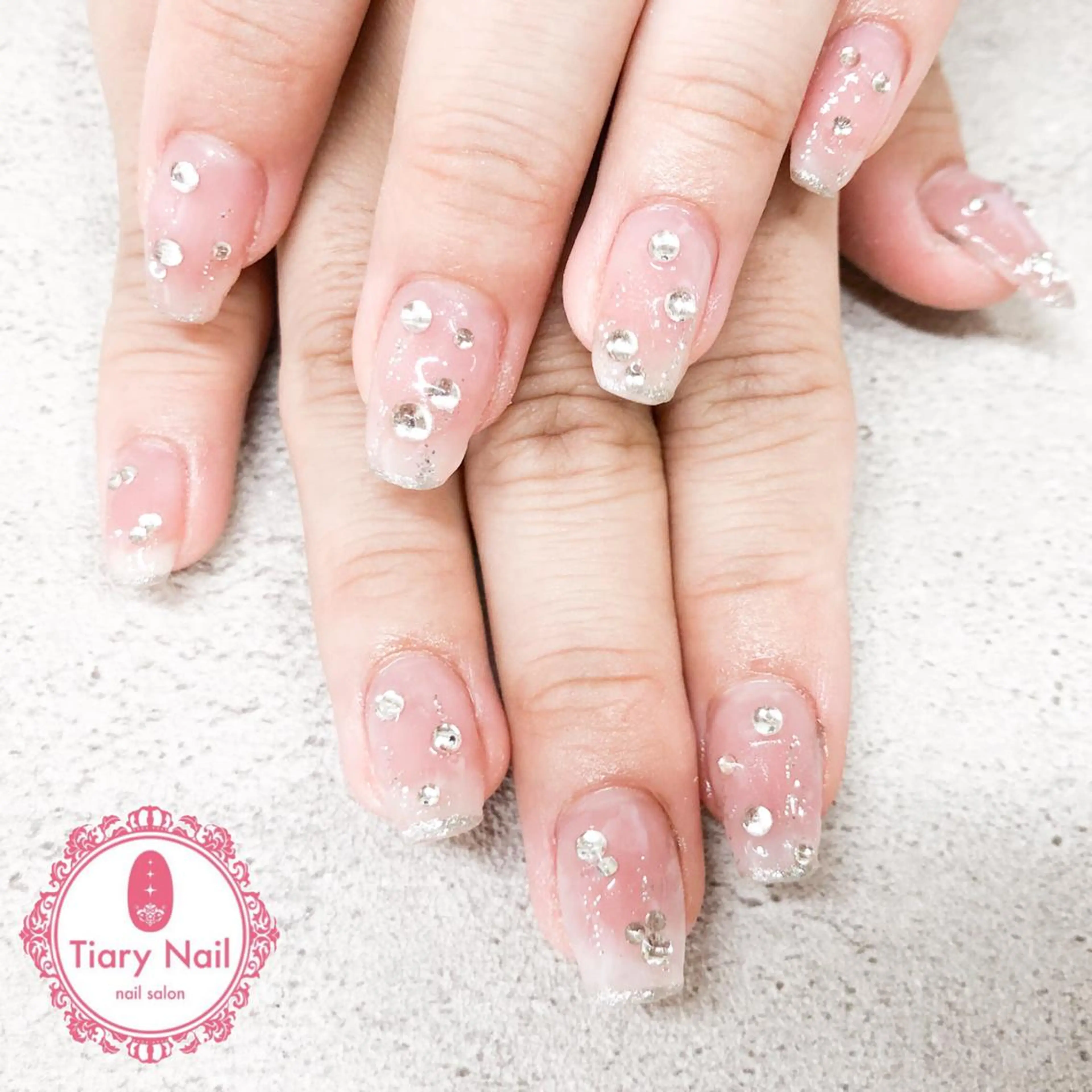 ネイル tiarynail K K🐼のネイルデザイン