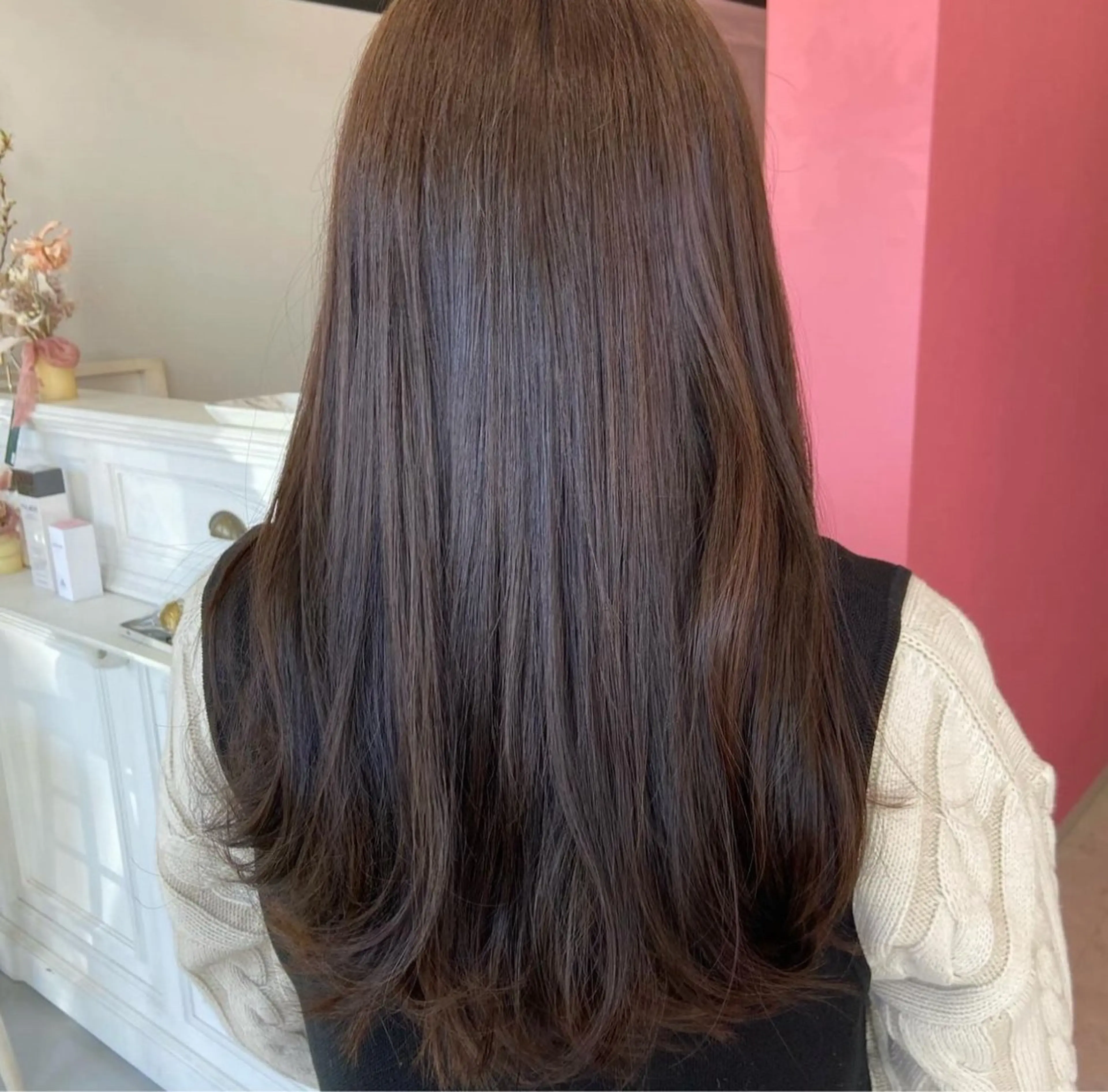 カラー yulf ユルフのヘアスタイル