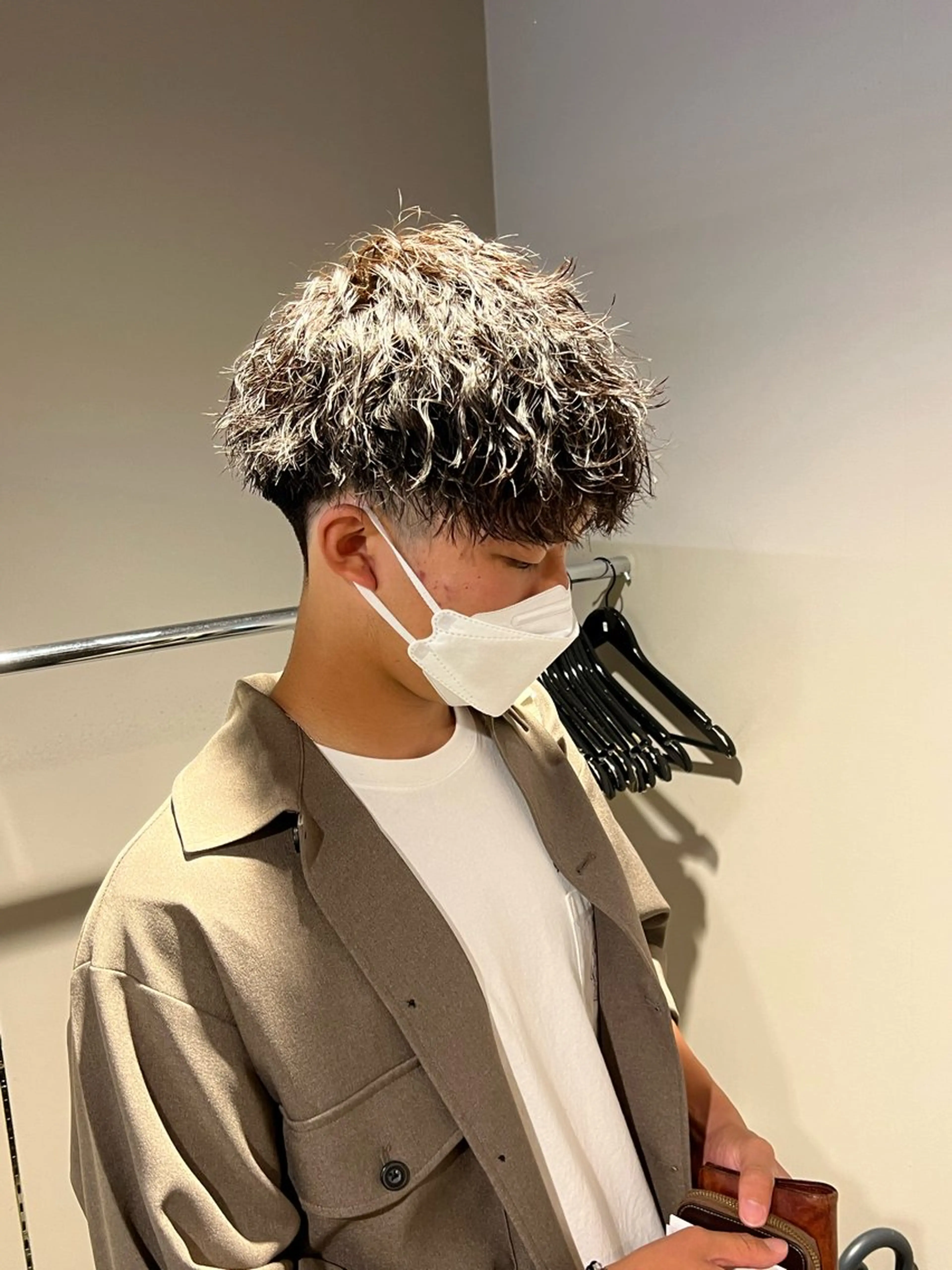 ミディアム パーマ メンズ メンズパーマ特化 TAIGAのヘアスタイル