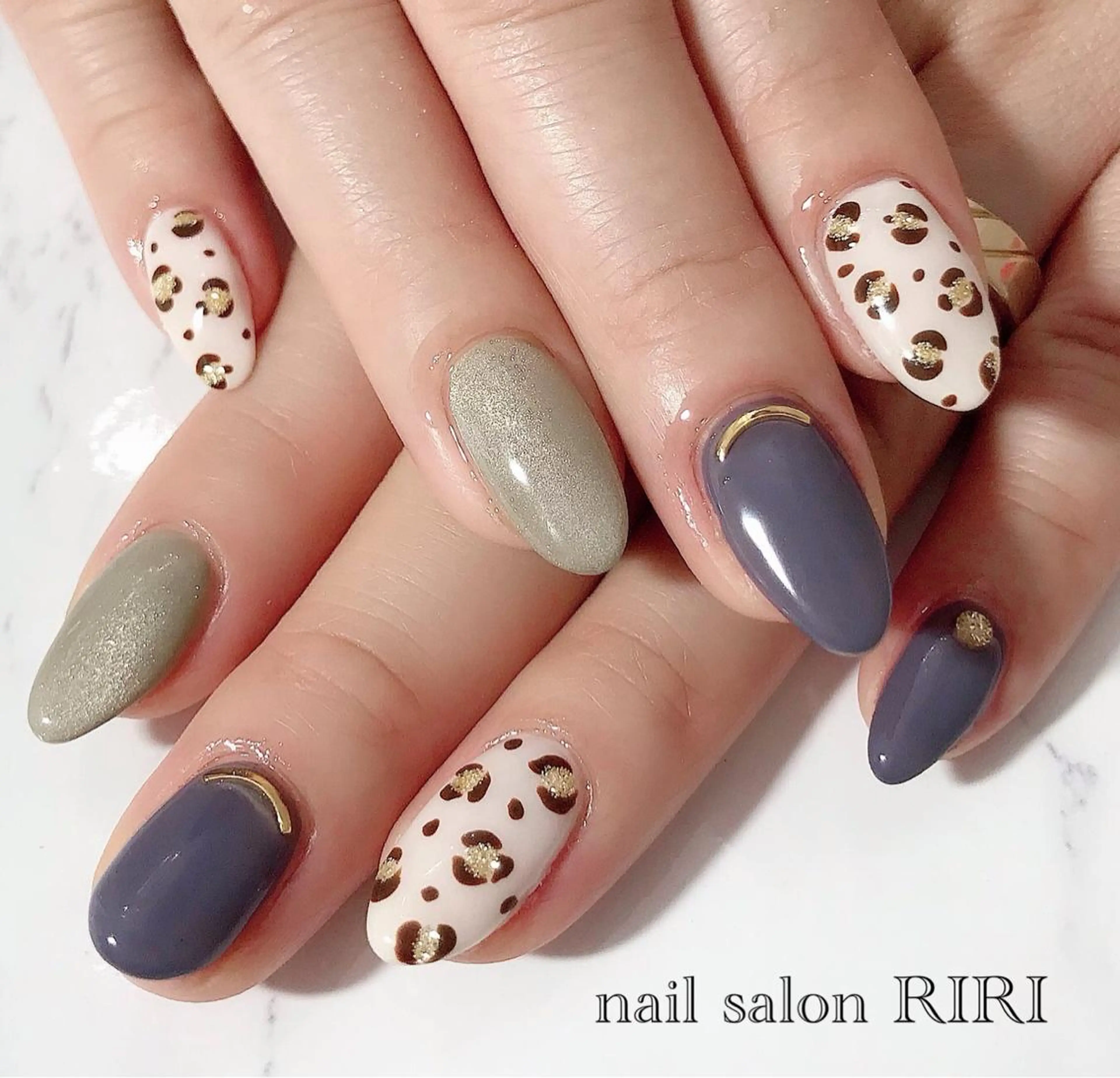 ネイル マグネットネイル private  nail  salon RIRI所属・RIRI リリのネイルデザイン