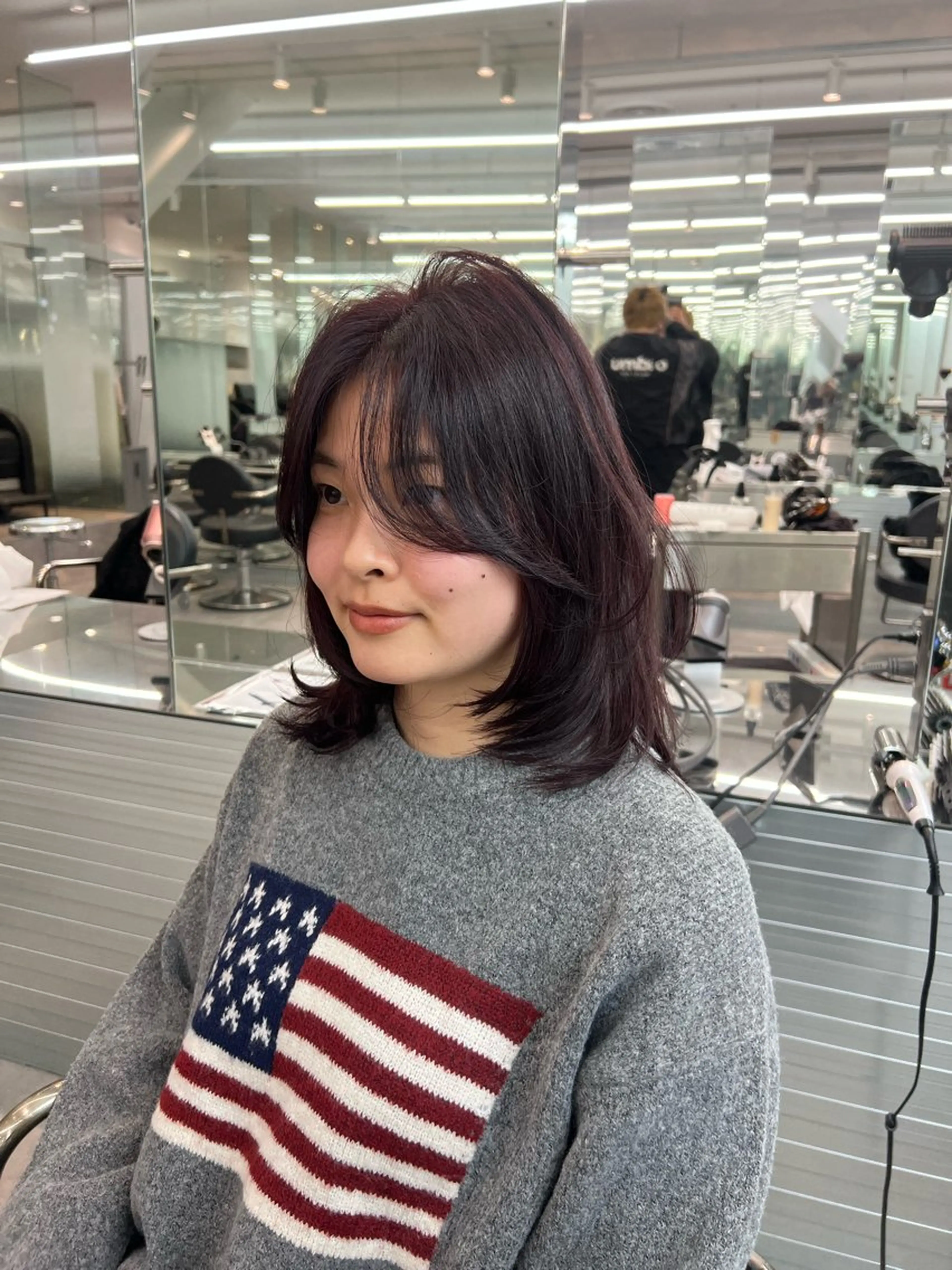 ミディアム レイヤー特化/渋谷 rinのヘアスタイル