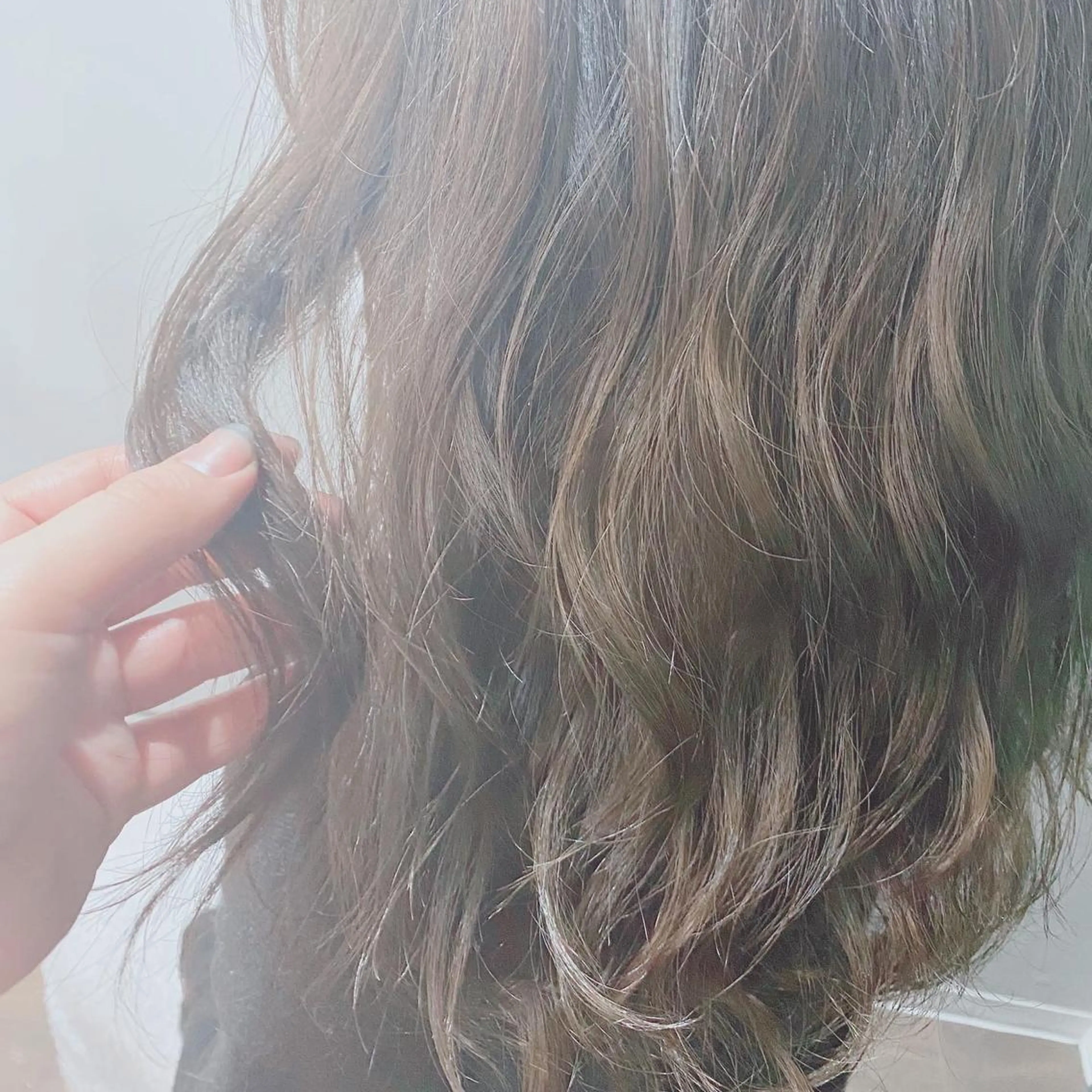 ロング パーマ moanin モーニンのヘアスタイル