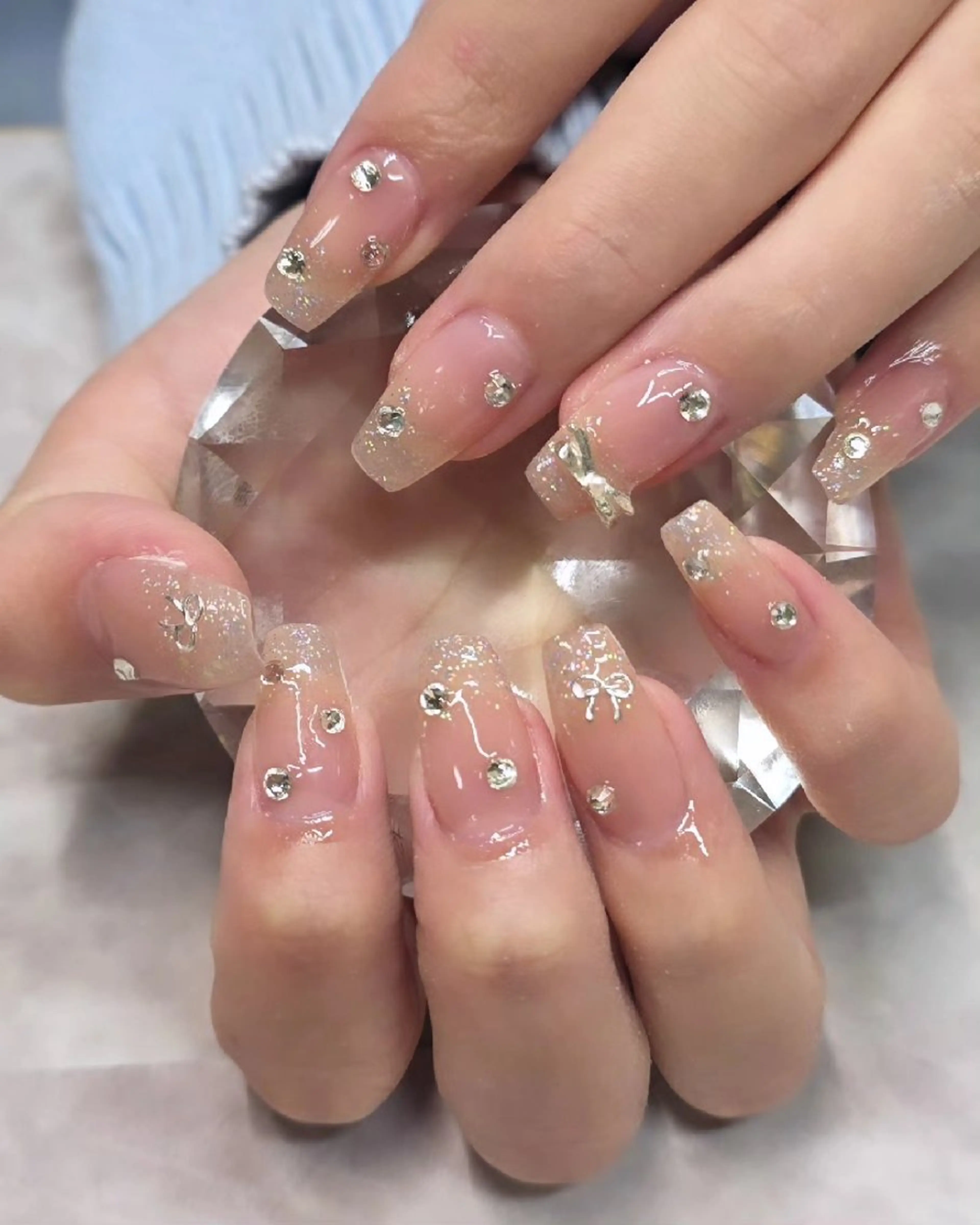 ネイル ワンホンネイル nailsalon glow sayaのネイルデザイン