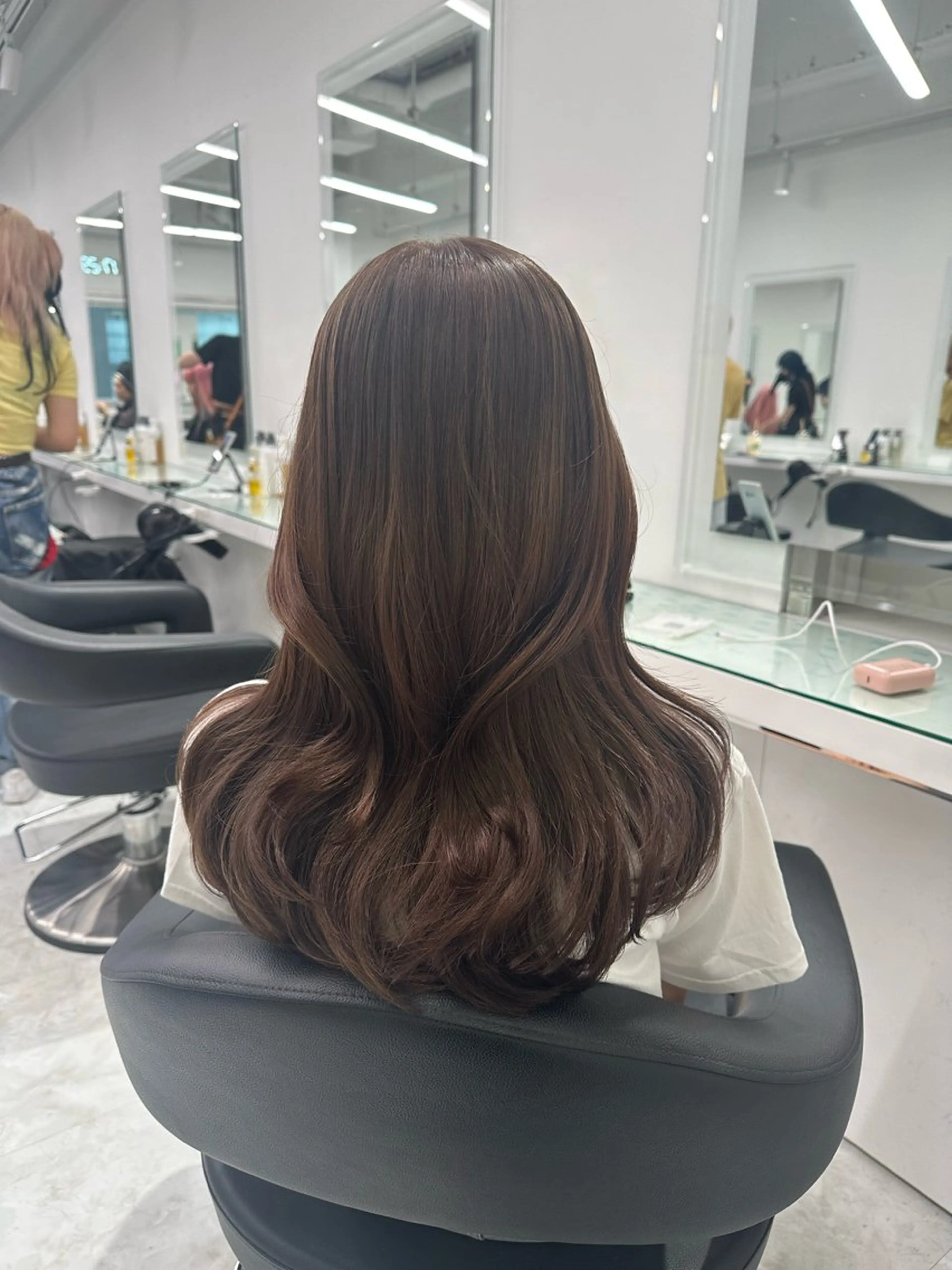 セミロング カラー ヘアカラー トリートメント ヘッドスパ ヘアセット ❄最強かわいいカラー ❄️MINA❄️のヘアスタイル