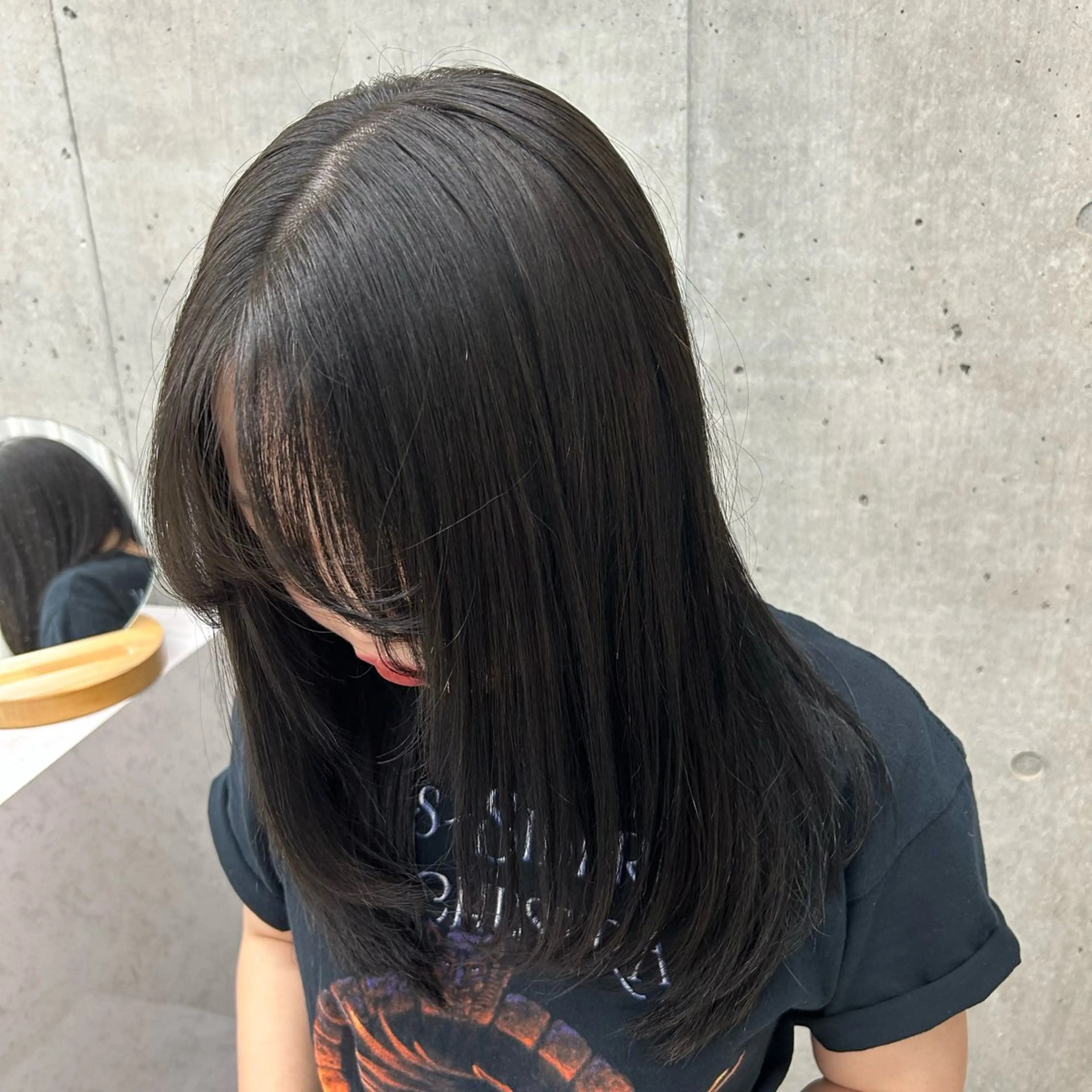 セミロング ヘアカラー トリートメント LOE Yuuka/42🩵のヘアスタイル