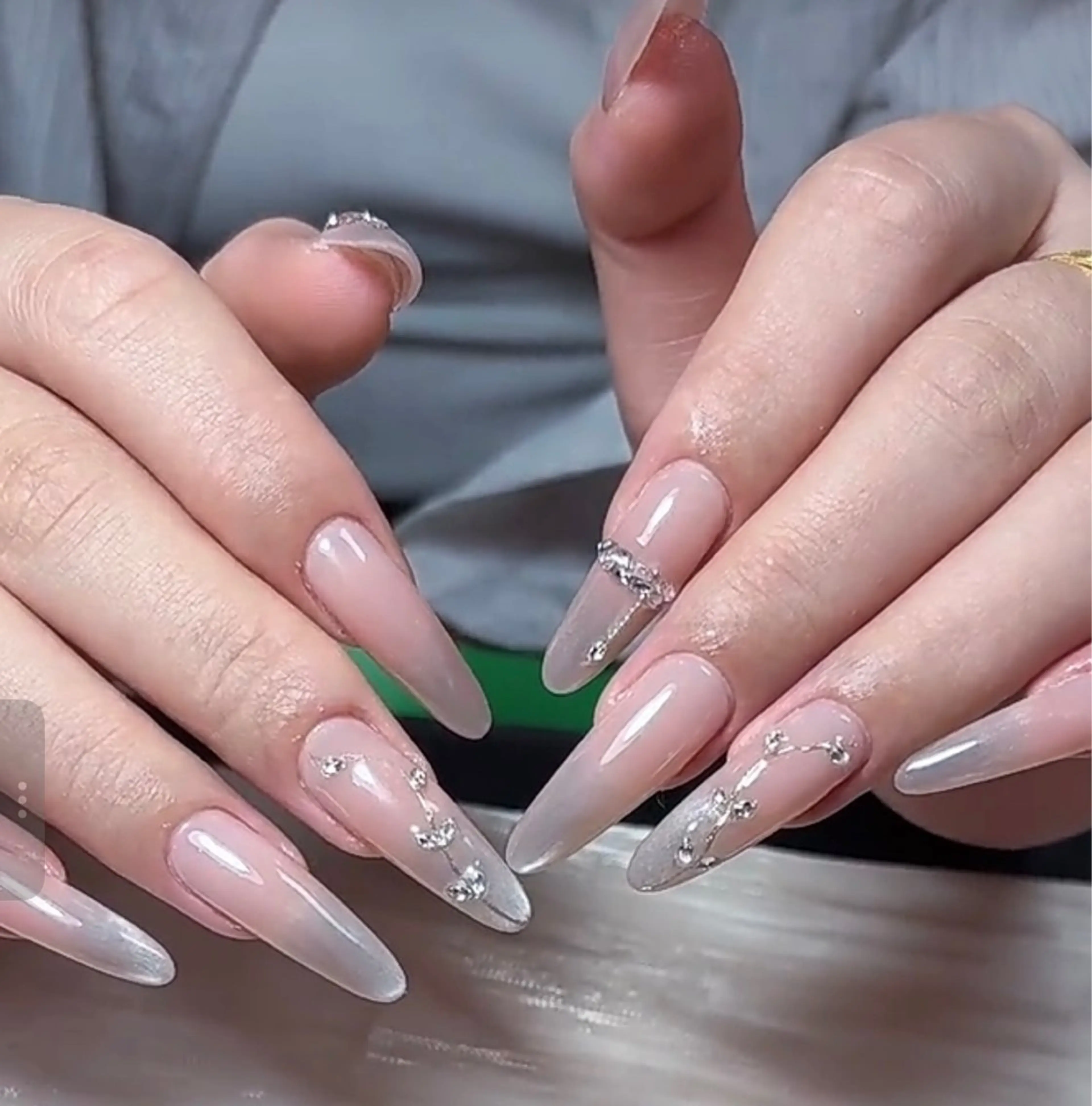 ネイル アニマル柄 べっ甲ネイル ブラウン 成人式 フレンチネイル Rika Nail ellaのネイルデザイン