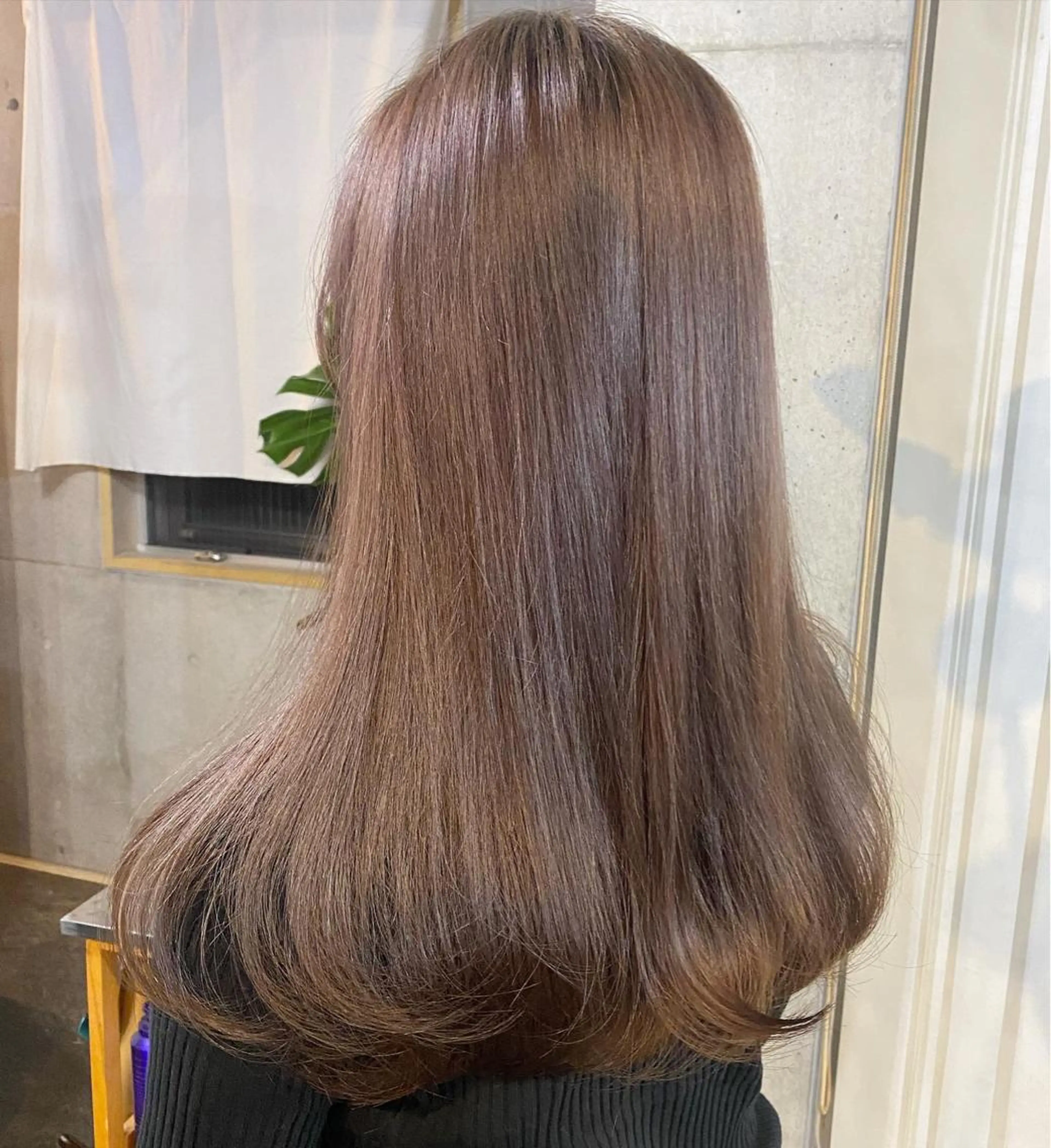 ロング カラー パーマ ヘアアレンジ メンズ キッズ ネイル マツエク・マツパ アイブロウ カット ヘアカラー モリモト サナのヘアスタイル