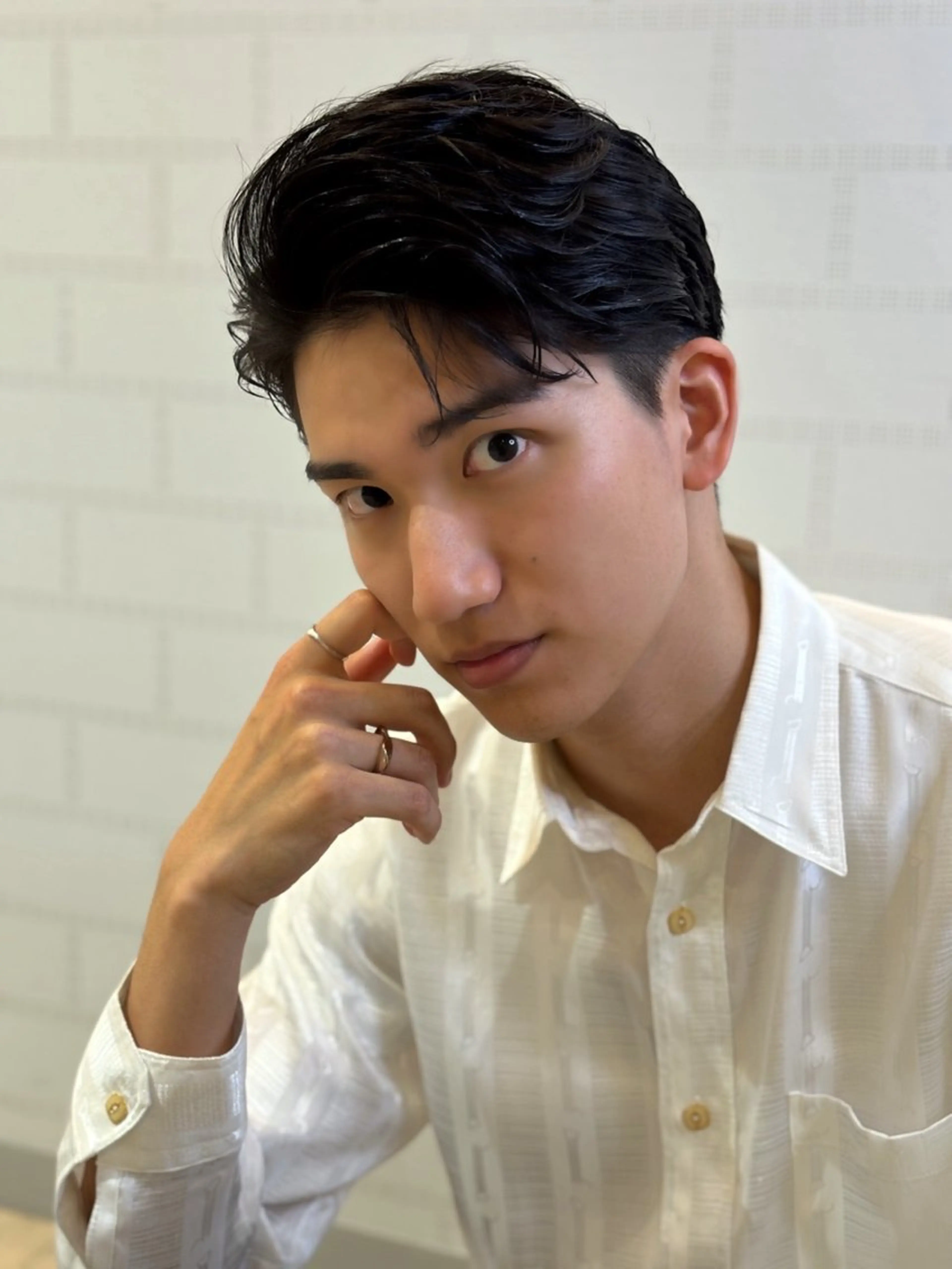 ショート カラー パーマ ヘアアレンジ メンズ キッズ アップバング センターパート メンズハイライト カルマパーマ メンズ韓国風 🫧Selene SHOGO🫧のヘアスタイル