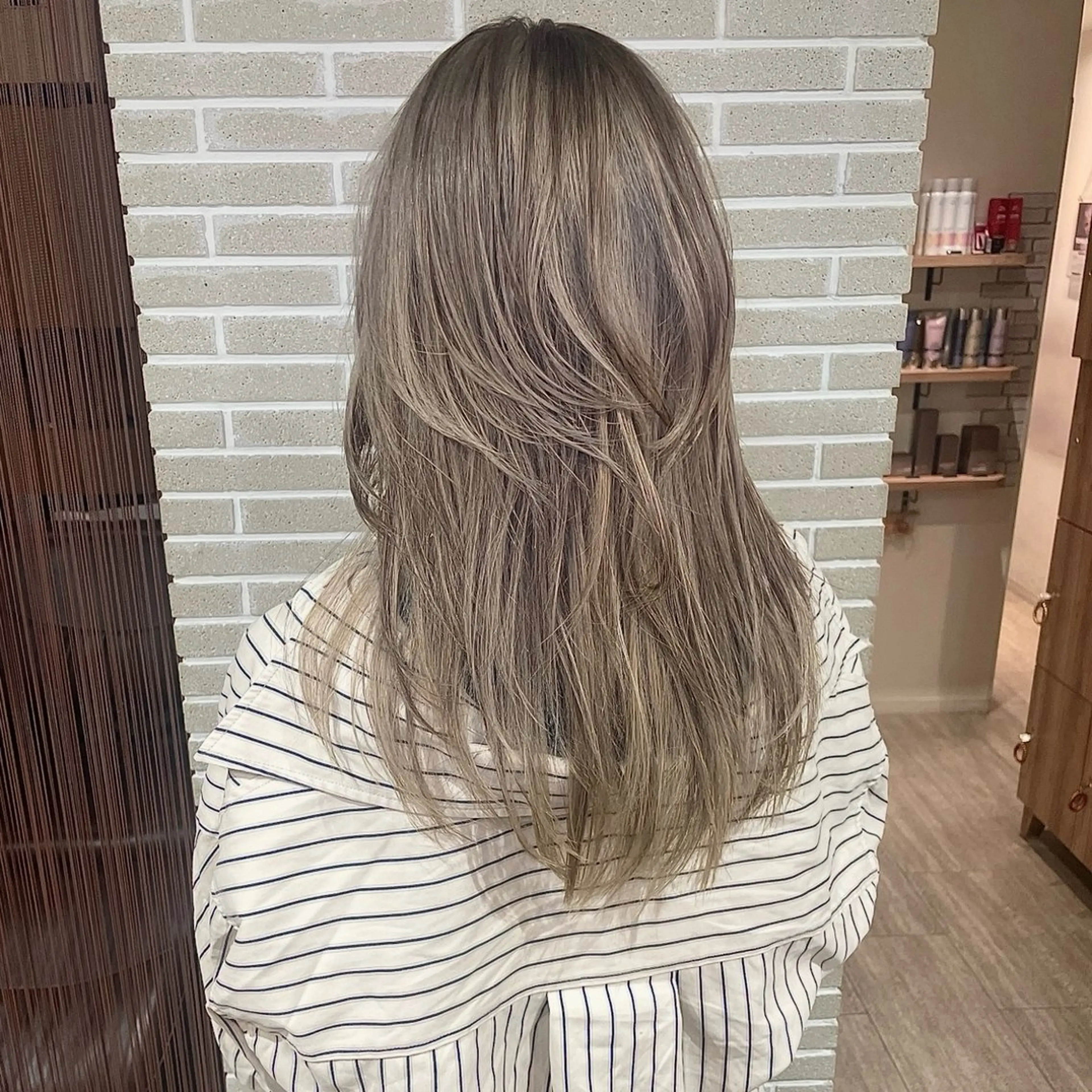 ミディアム カラー ヘアカラー 大人可愛い/レイヤー /ブリーチ/溝口誠二のヘアスタイル