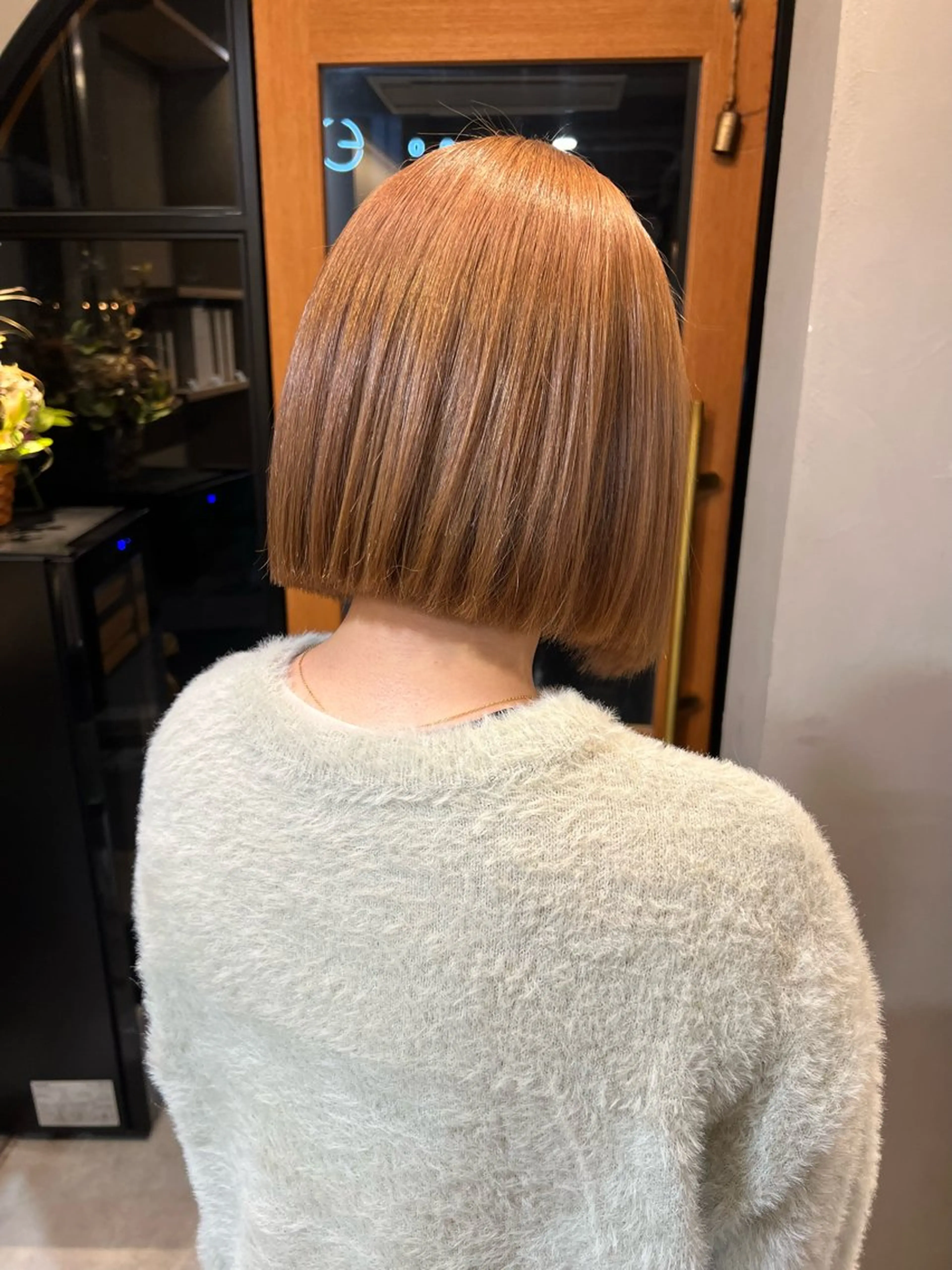 ショート カラー 切りっぱなしボブ ボブ 神戸ボブ✂️ ioe三宮/田 伸佳のヘアスタイル