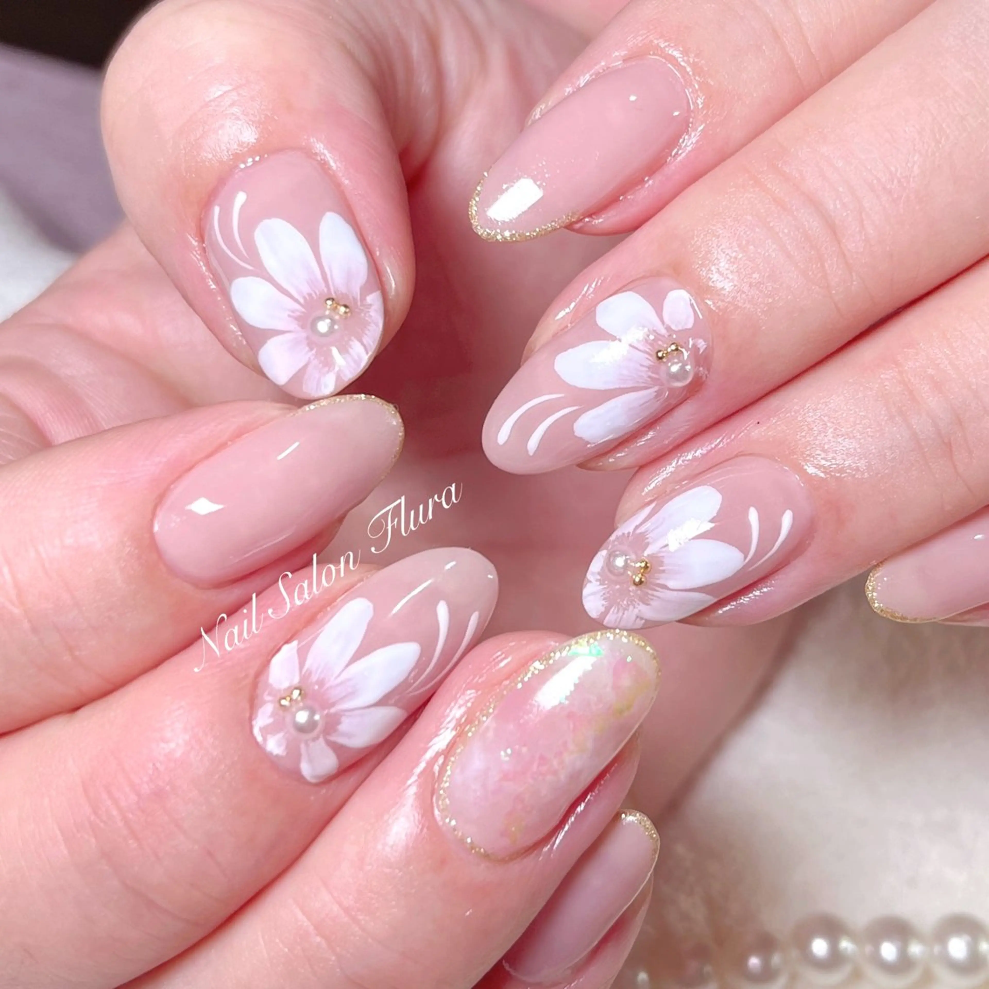 ネイル フラワーネイル NailSalon Fluraのネイルデザイン