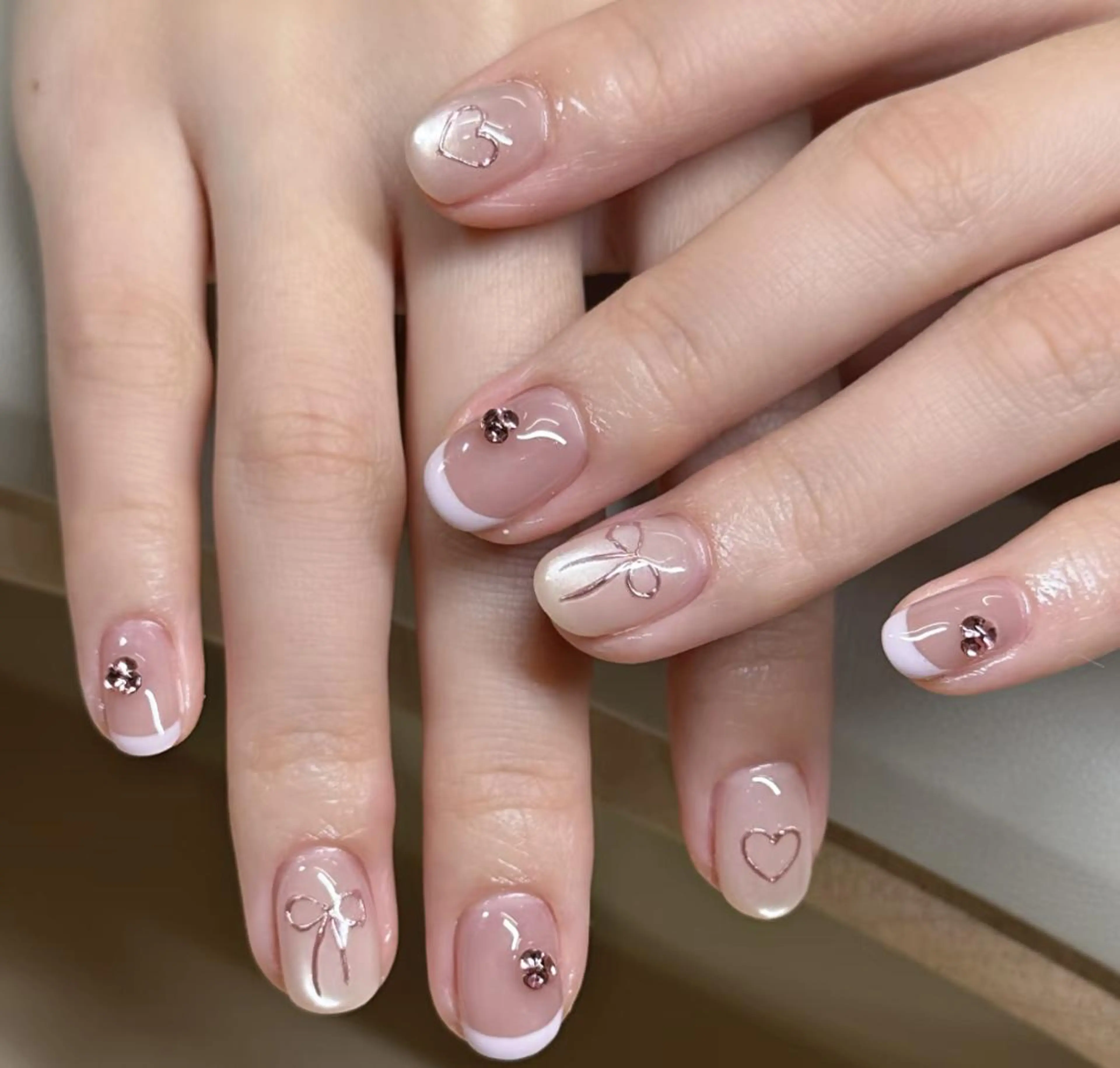 ネイル ハンドネイル 🎀 NaNa_nailのネイルデザイン