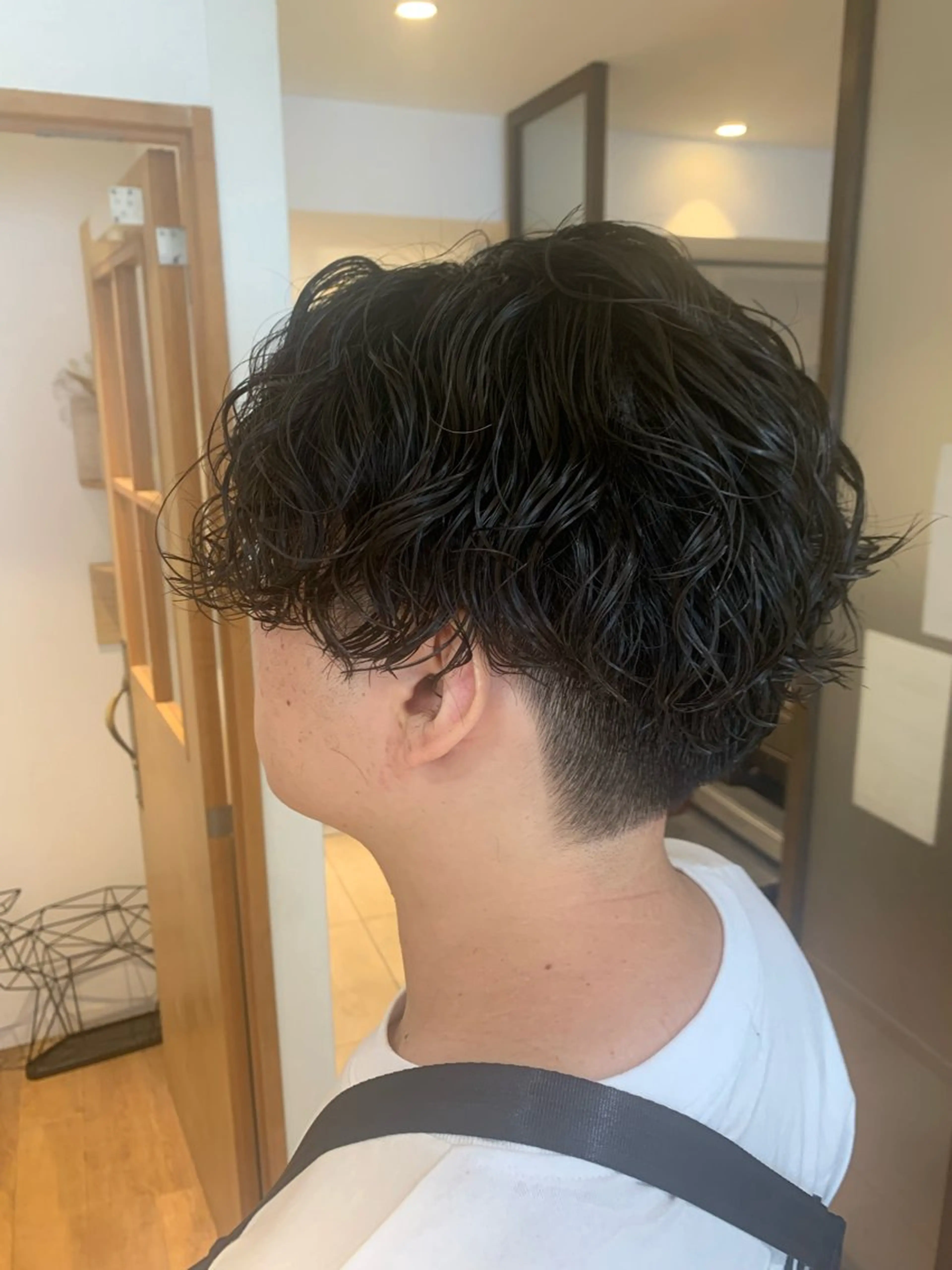 ショート パーマ メンズ メンズパーマ スパイラルパーマ 庄司 沙羅のヘアスタイル