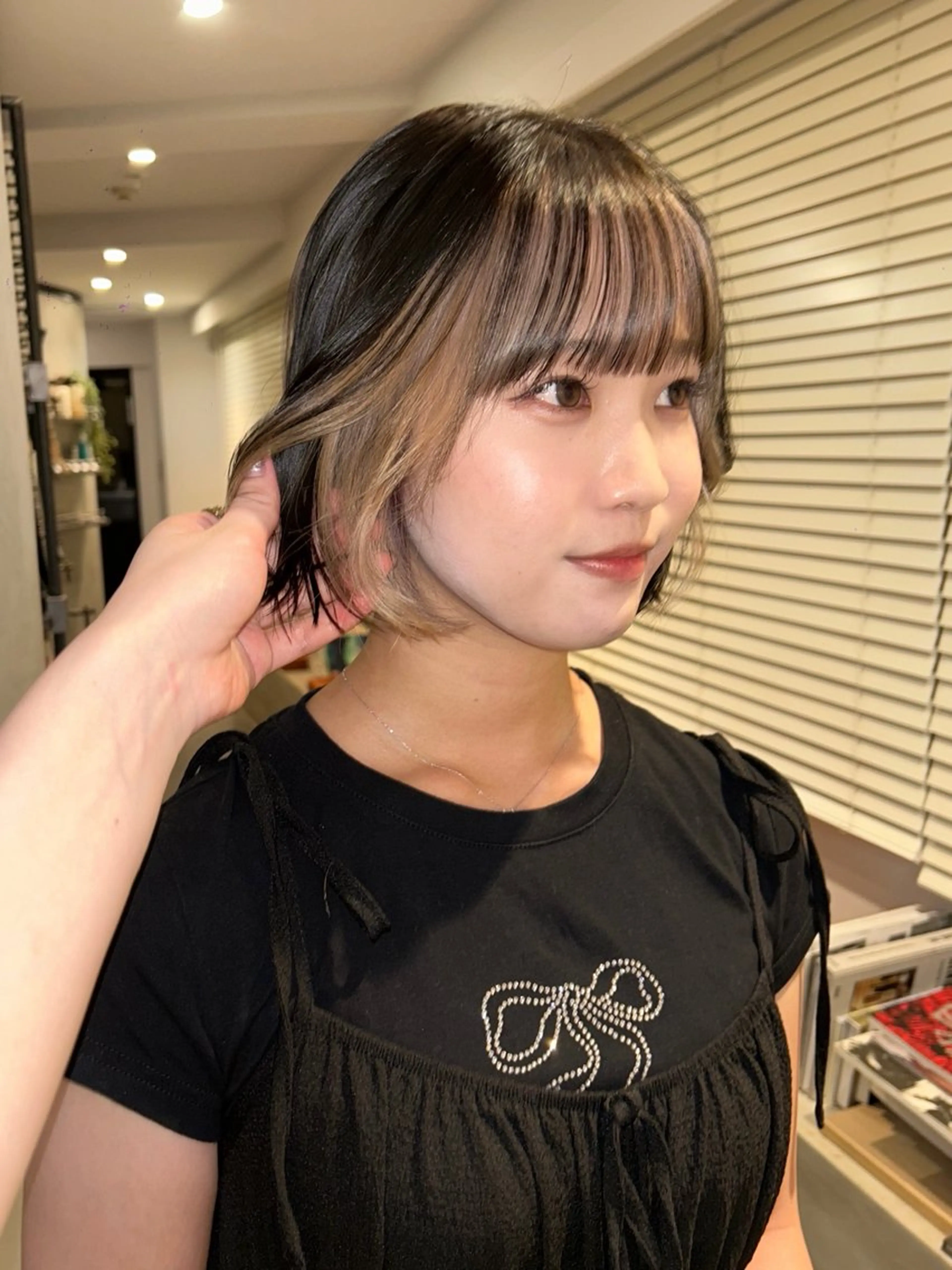 ミディアム カラー タナカ カナ🫧のヘアスタイル