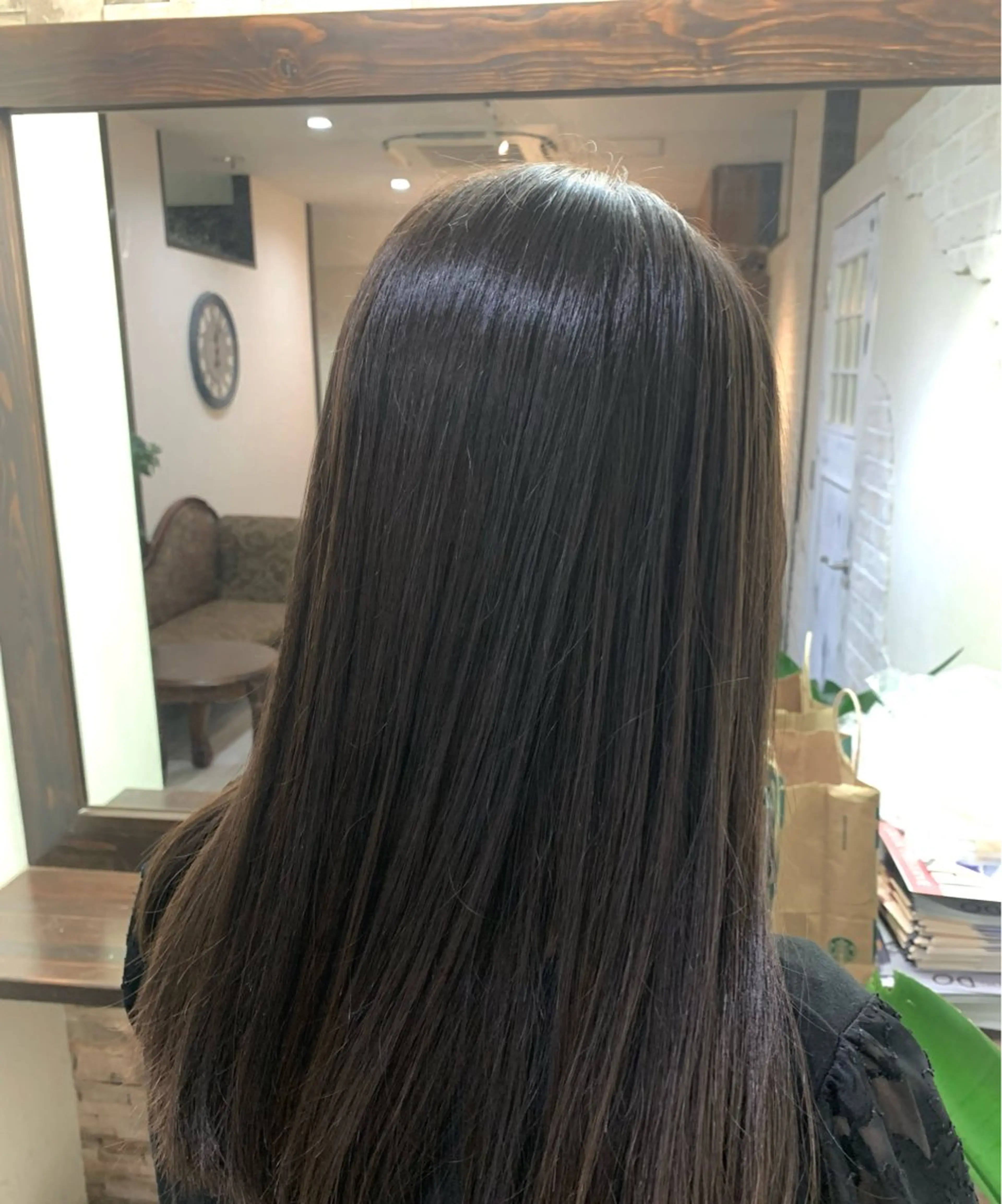 ロング カット ヘアカラー トリートメント 小嶋 美里のヘアスタイル
