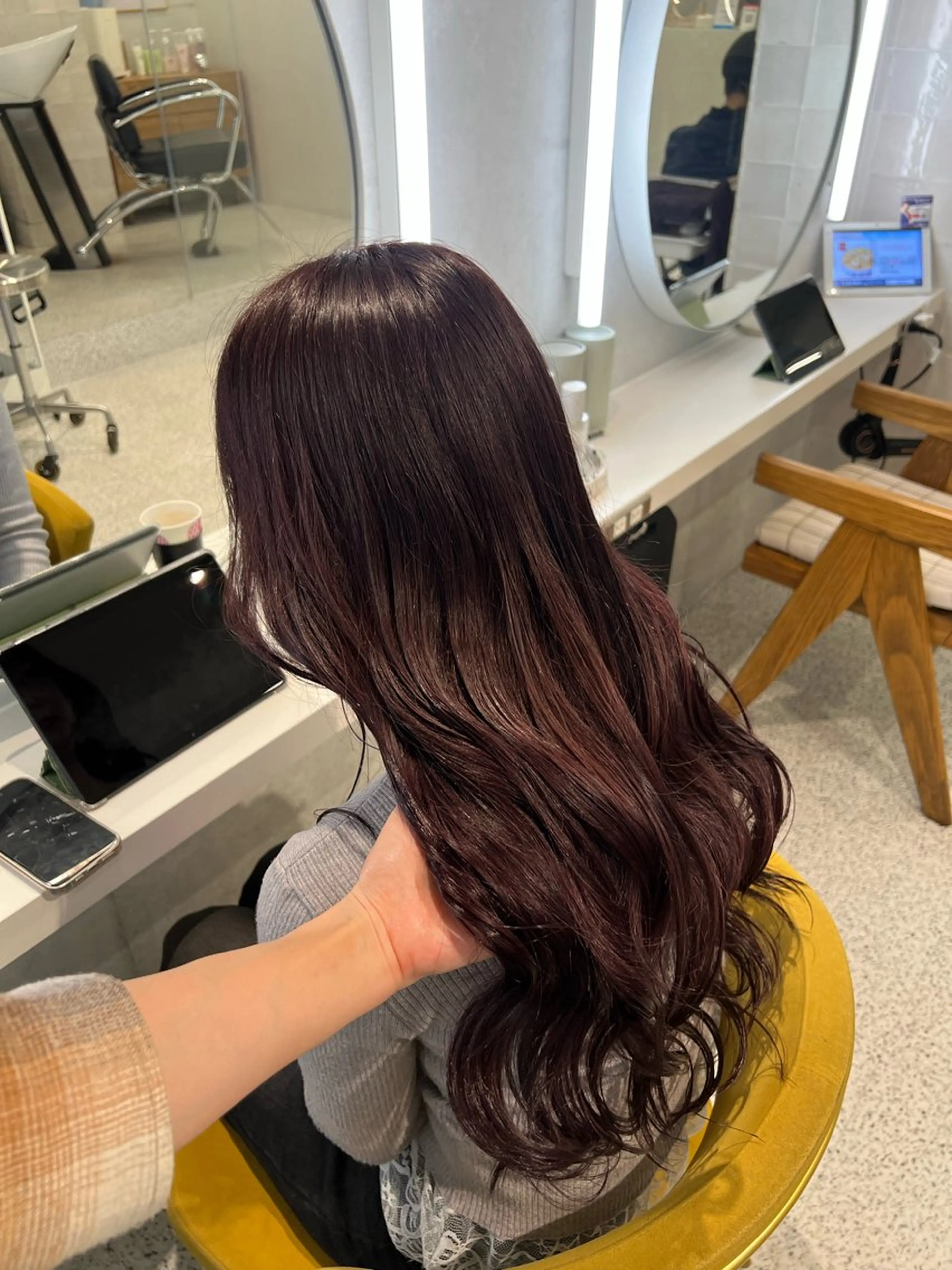 ロング カラー ブリーチ 透明感カラー ラベンダーカラー ブリーチなしカラー 韓国風ヘア カット ヘアカラー トリートメント 韓国ヘア☁️ mitsukiのヘアスタイル