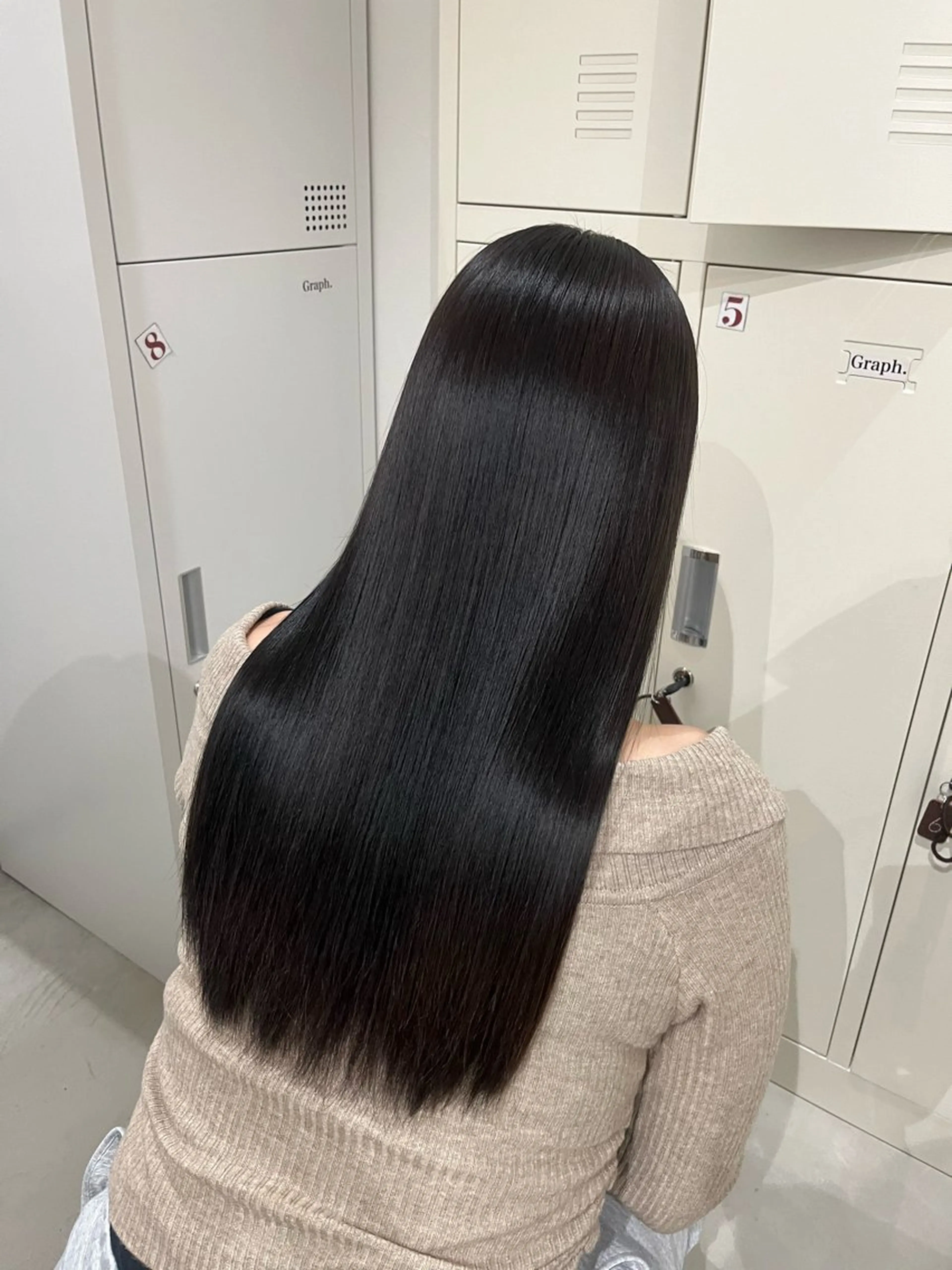 ロング カラー 原口 桃歌のヘアスタイル