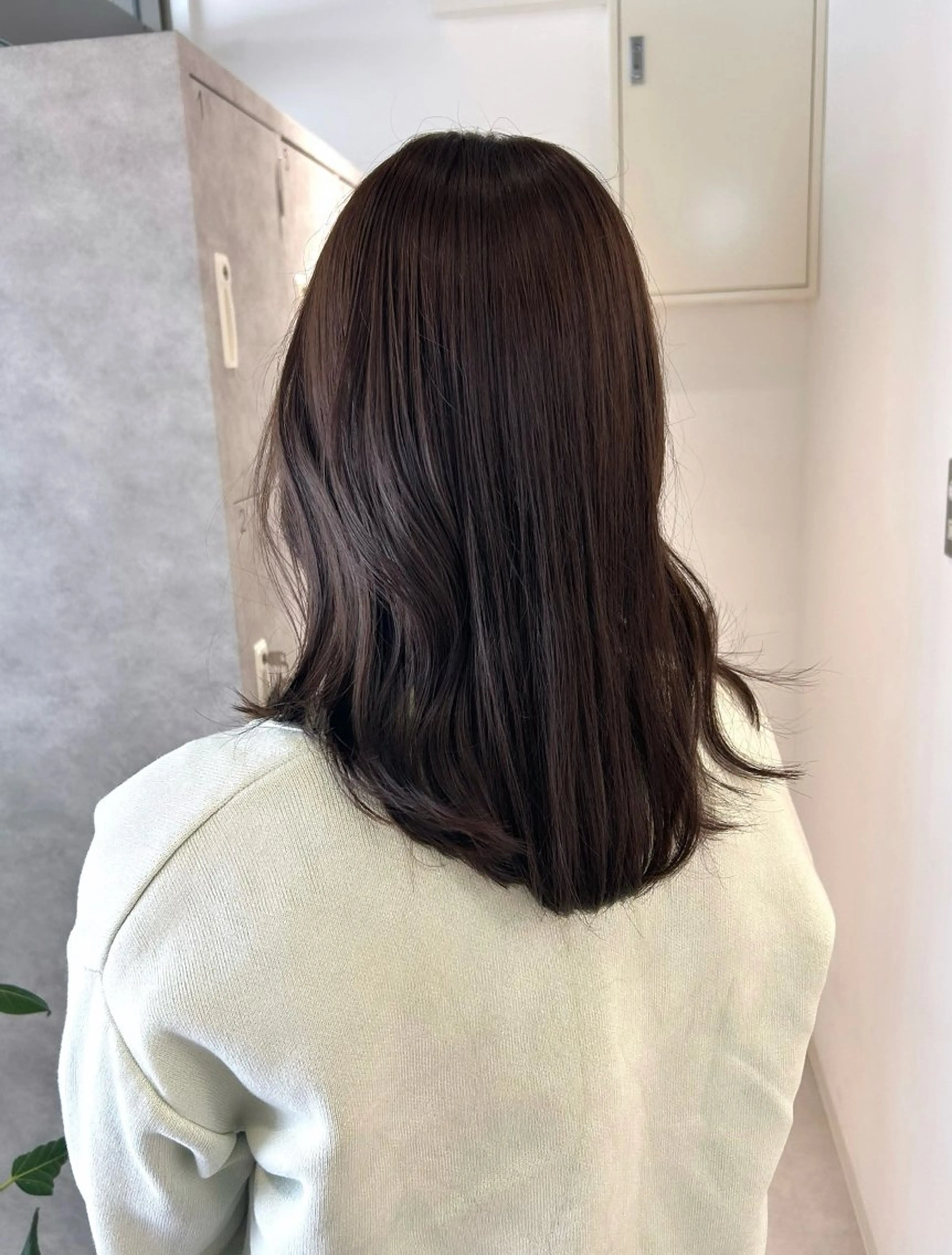 ミディアム カラー カット ヘアカラー トリートメント Nana/透けカラー ×似合わせカットのヘアスタイル