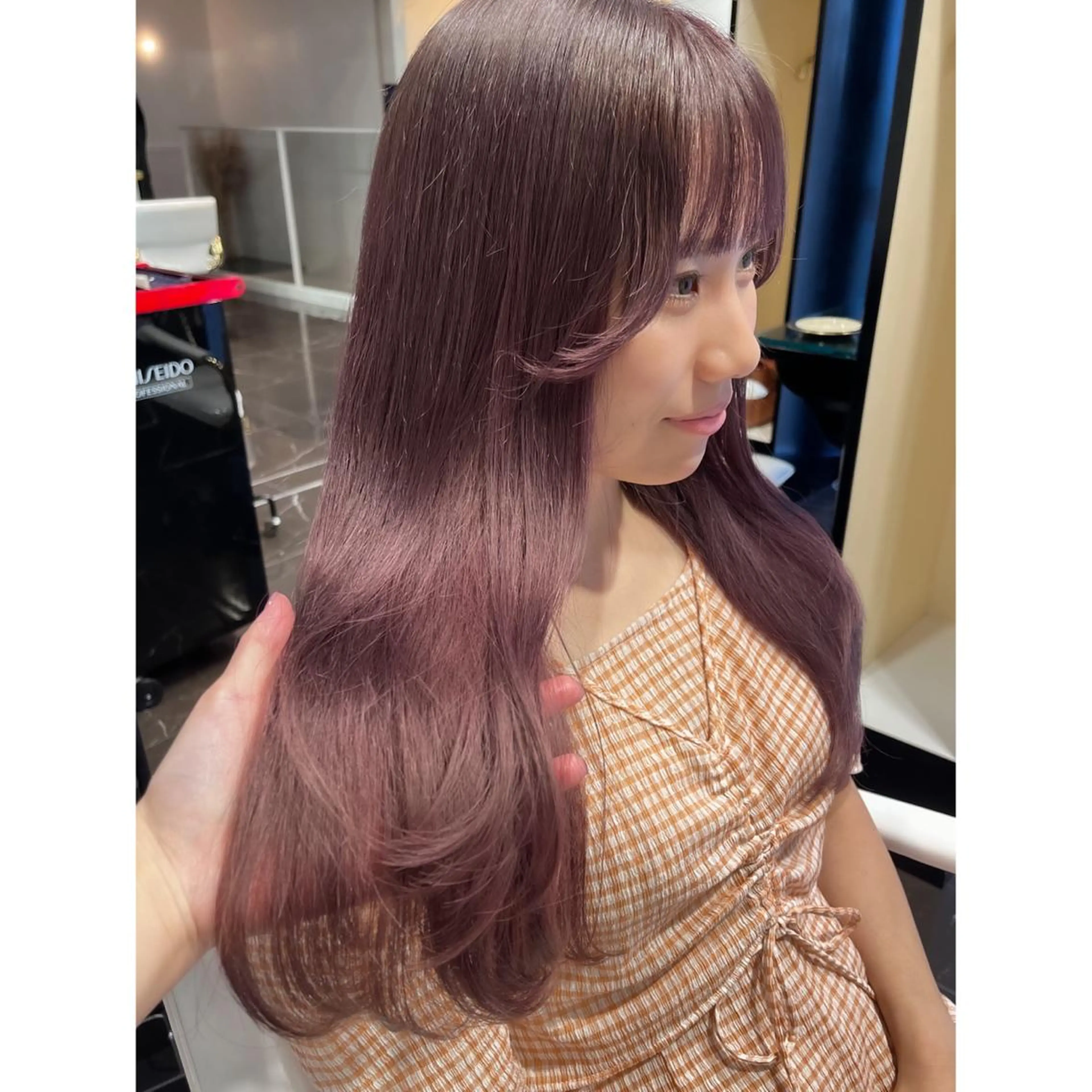 ロング カラー ブリーチ カット ヘアカラー LOTTA CUCCI所属・miyu /トレンド カラー×艶髪のヘアスタイル