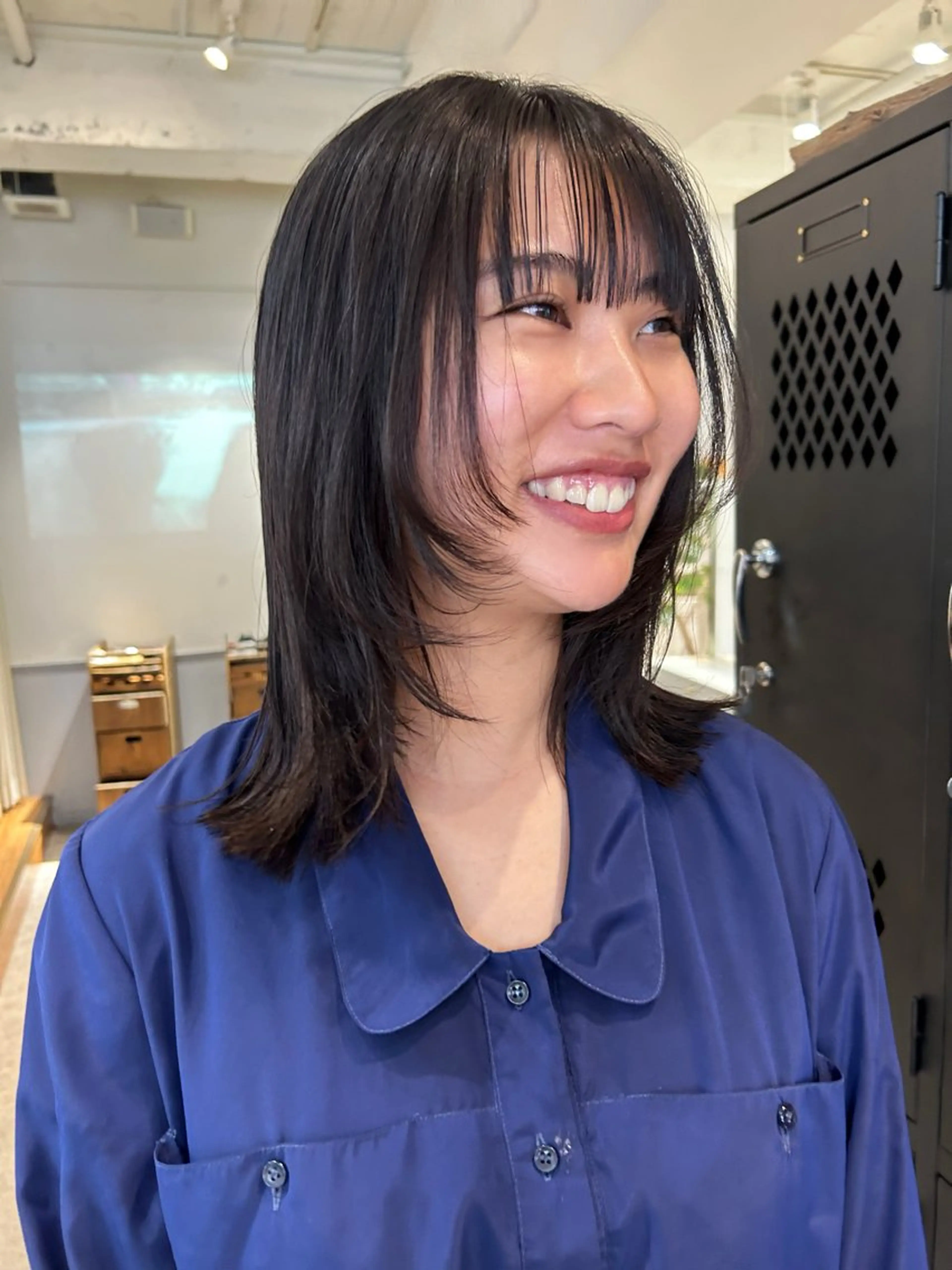 ミディアム 薄暮 マツイ　レンのヘアスタイル