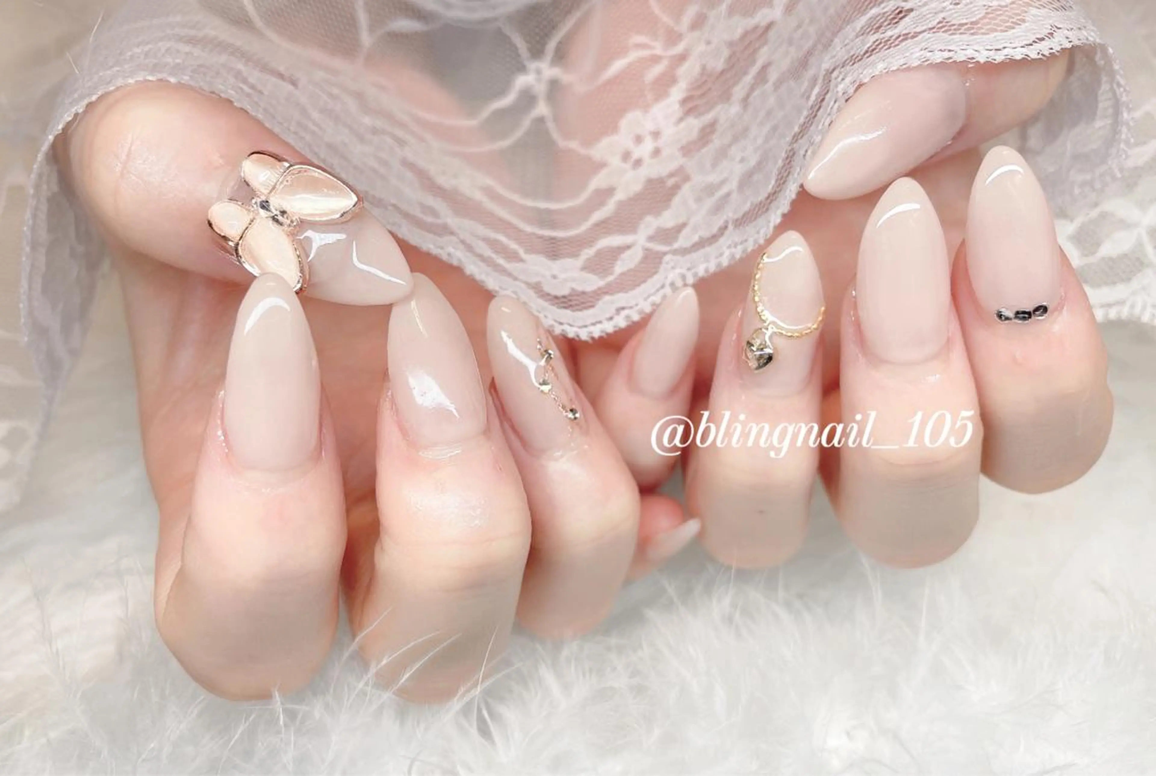 ネイル 23時まで❤︎韓国、 ワンホンネイルのネイルデザイン