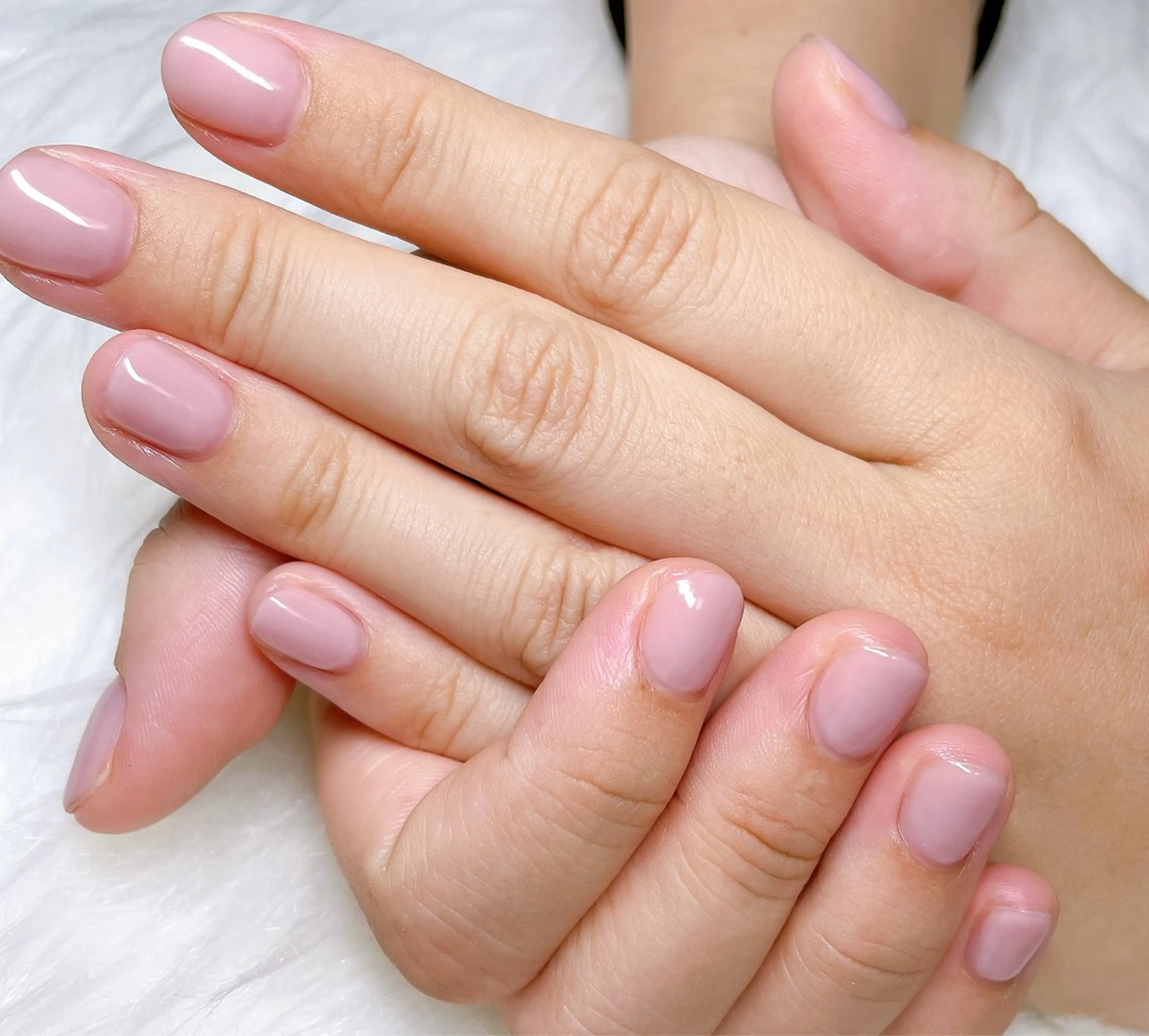 ネイル オフィスネイル ピンク Beauty salon 100＋大鳥居店所属・100＋大鳥居店 MIKAの眉毛・アイブロウイメージ