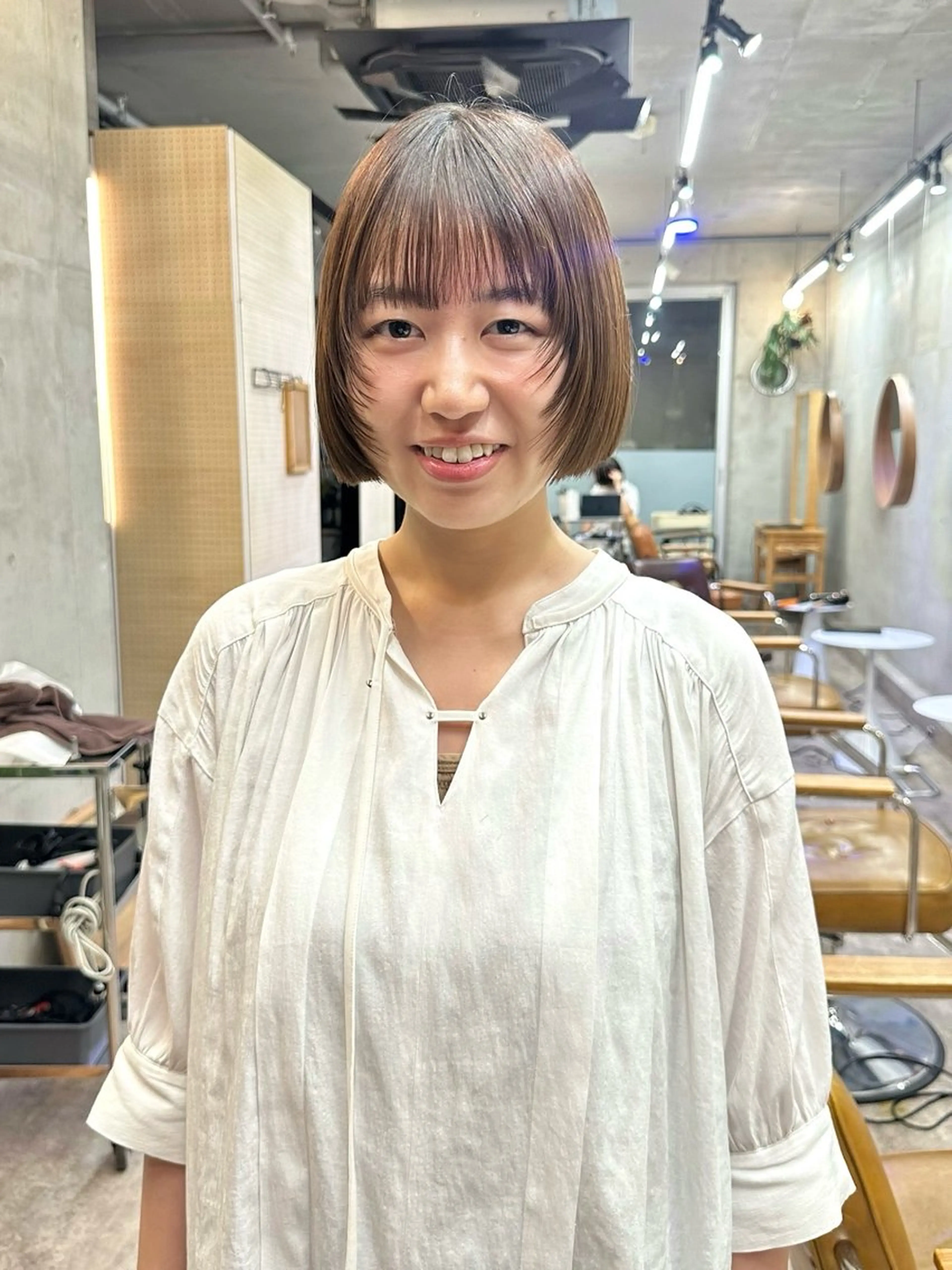 ショート カラー ベージュカラー ボブ レイヤーカット カット ヘアカラー トリートメント カットモデル募集中 ／HARUKA🎀のヘアスタイル