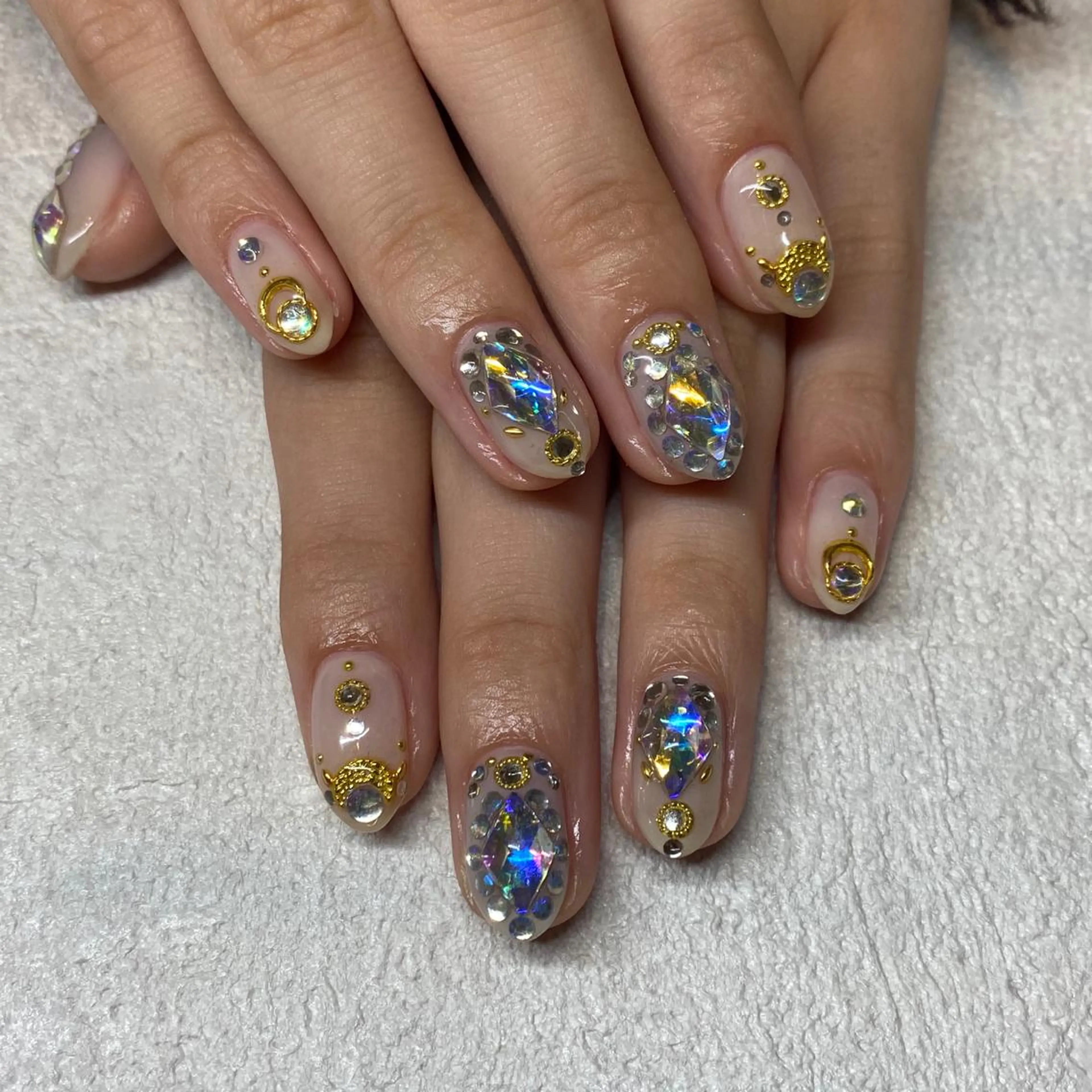ネイル ストーンネイル ハンドネイル NORA nail UMEDA MAIのネイルデザイン