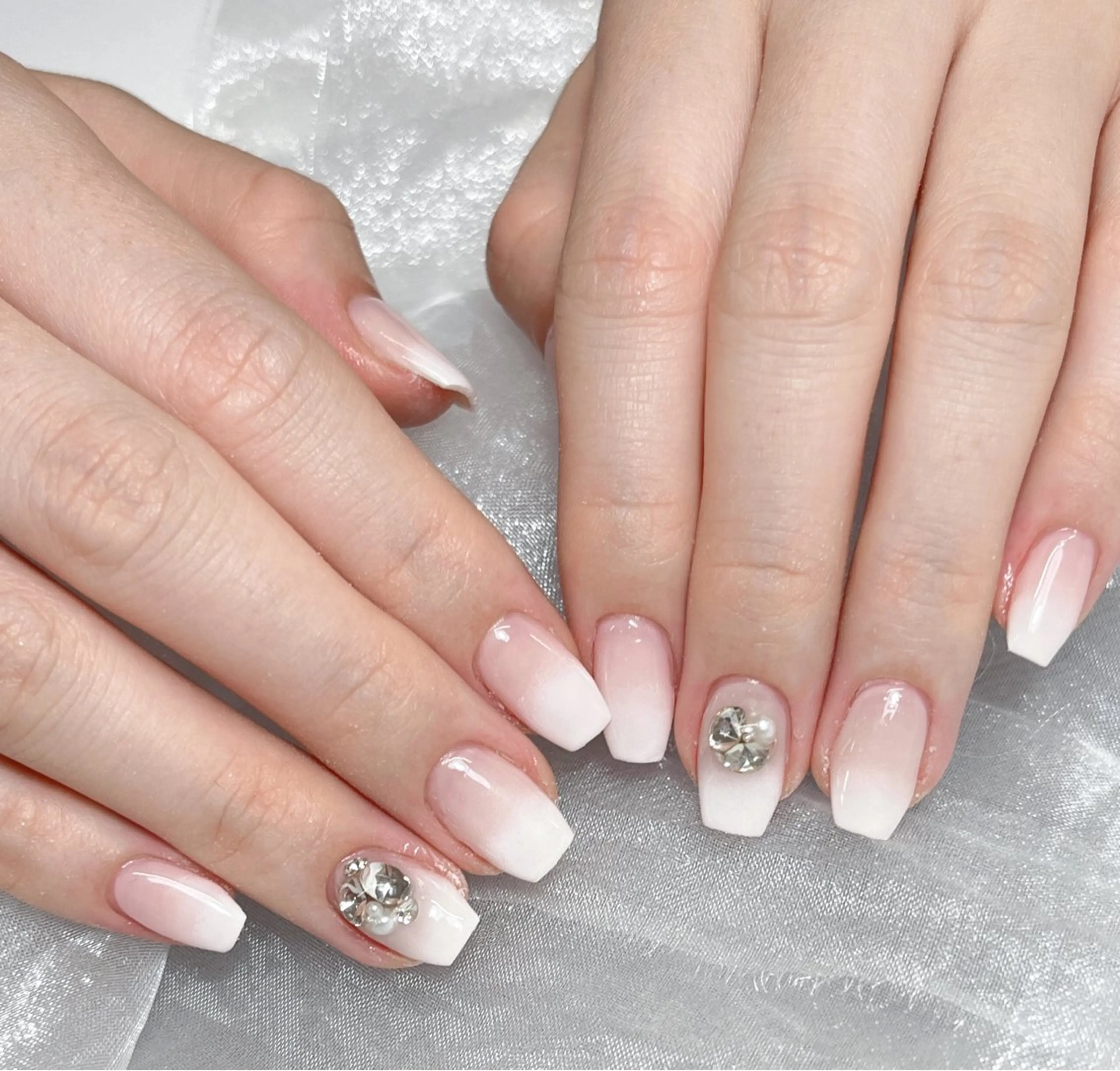 ネイル チークネイル フットネイル フレンチネイル 韓国ネイル 持ち込み candy nail 韓国風ワンホンネイルのネイルデザイン