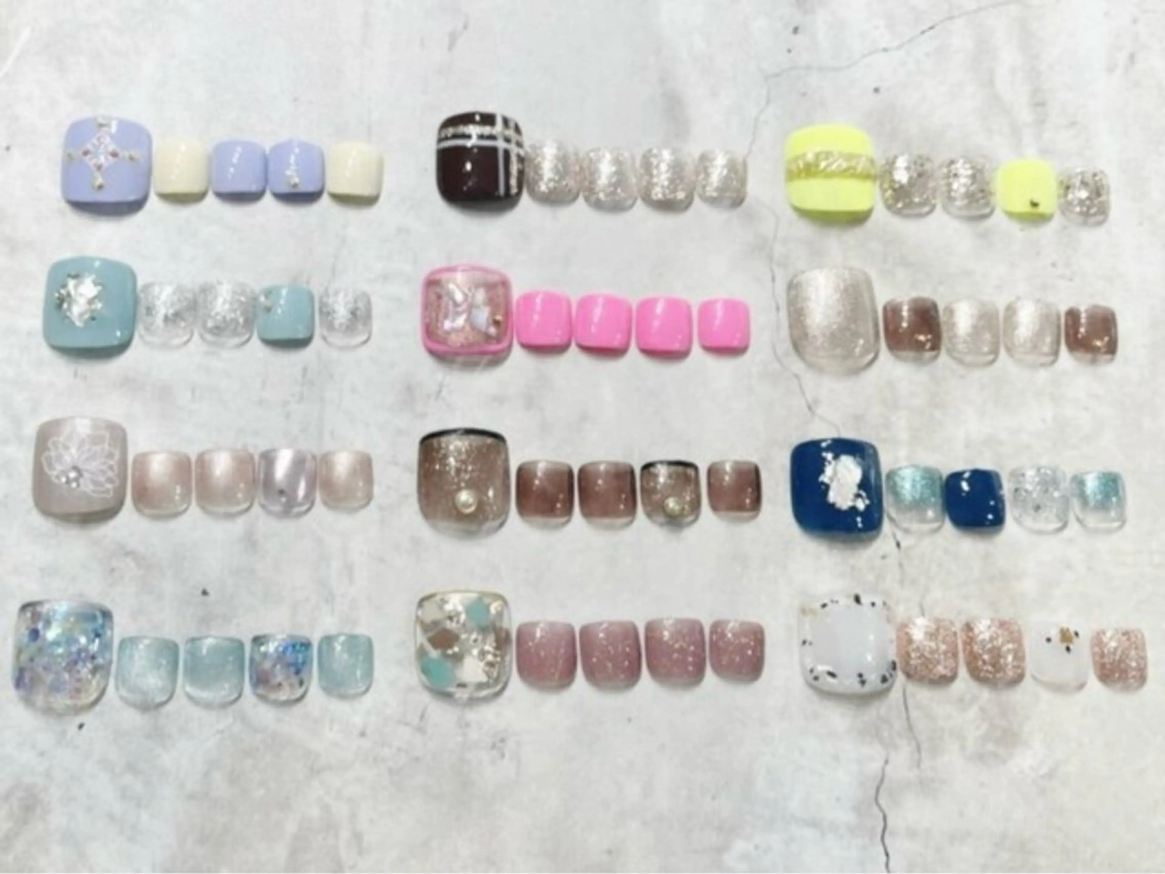 ネイル フットネイル リスブラン HINARIのネイルデザイン