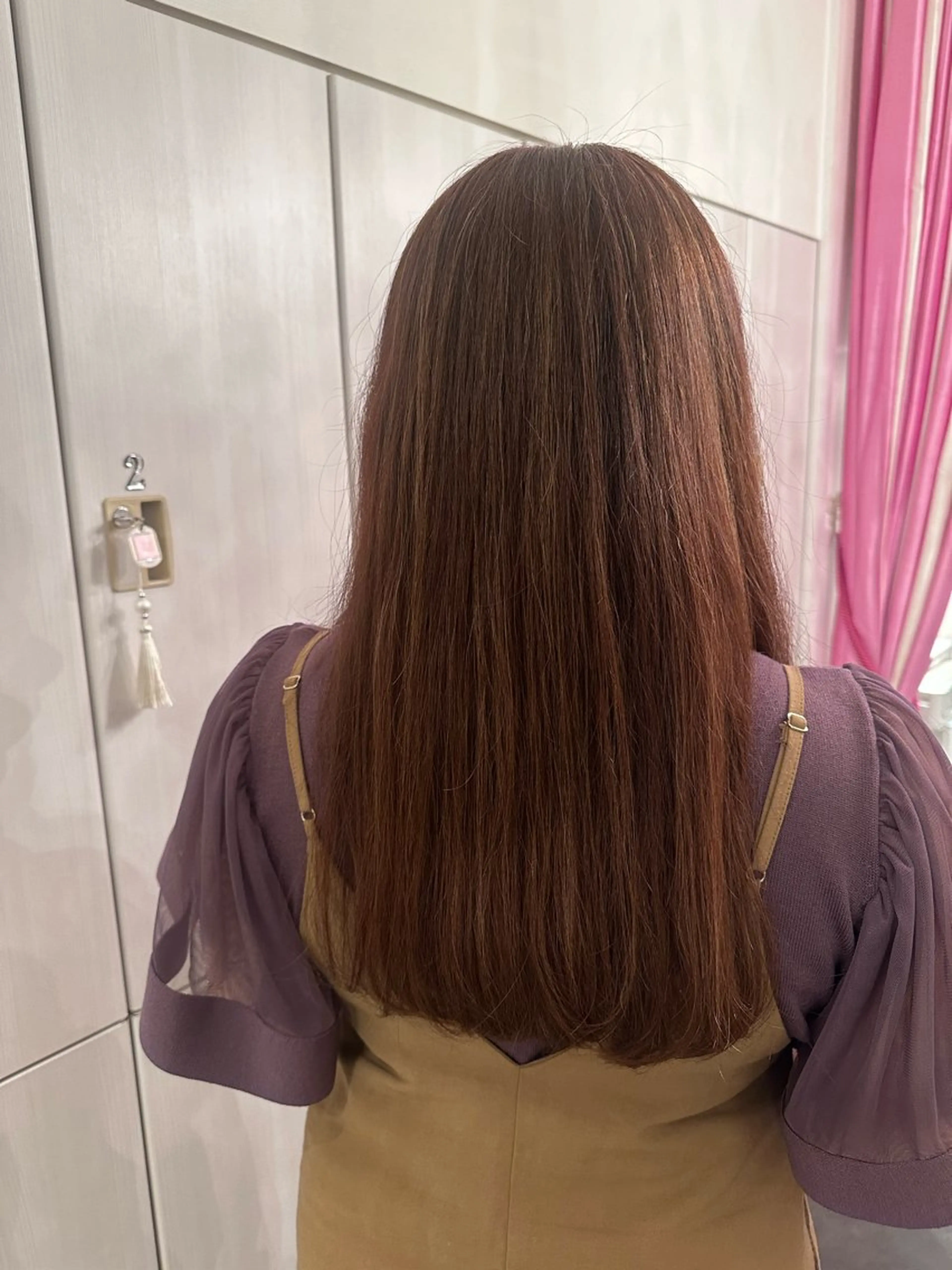 ロング 古澤 由紀子のヘアスタイル