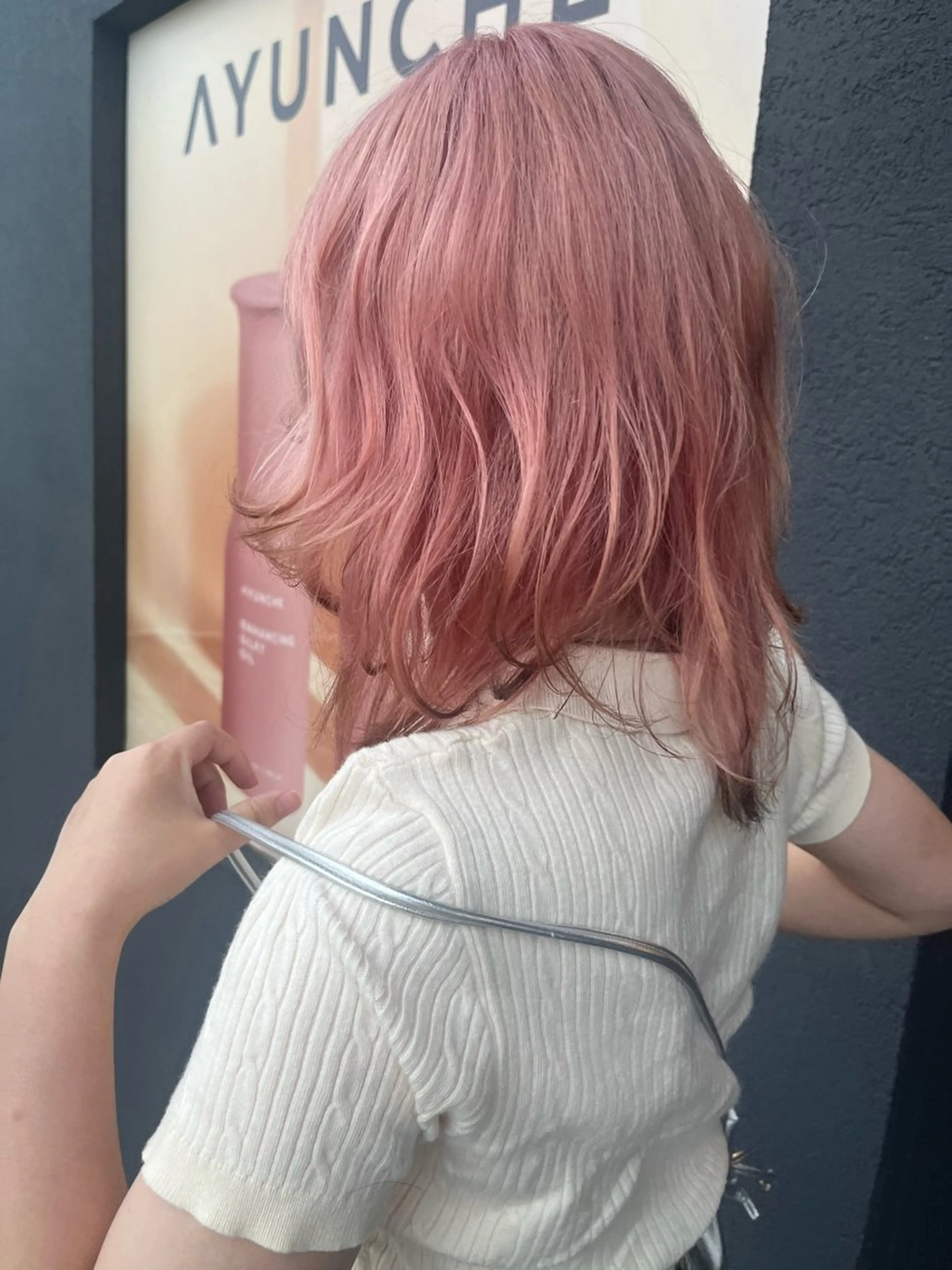 ミディアム レイヤーカット\ウル フ　chinatsuのヘアスタイル